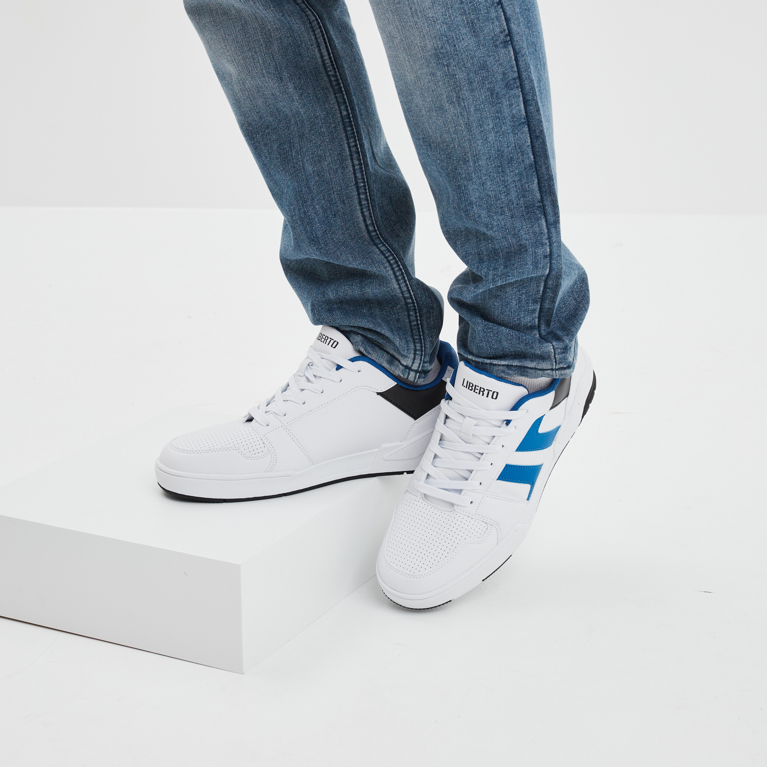 Tennis basses à lacets blanc homme