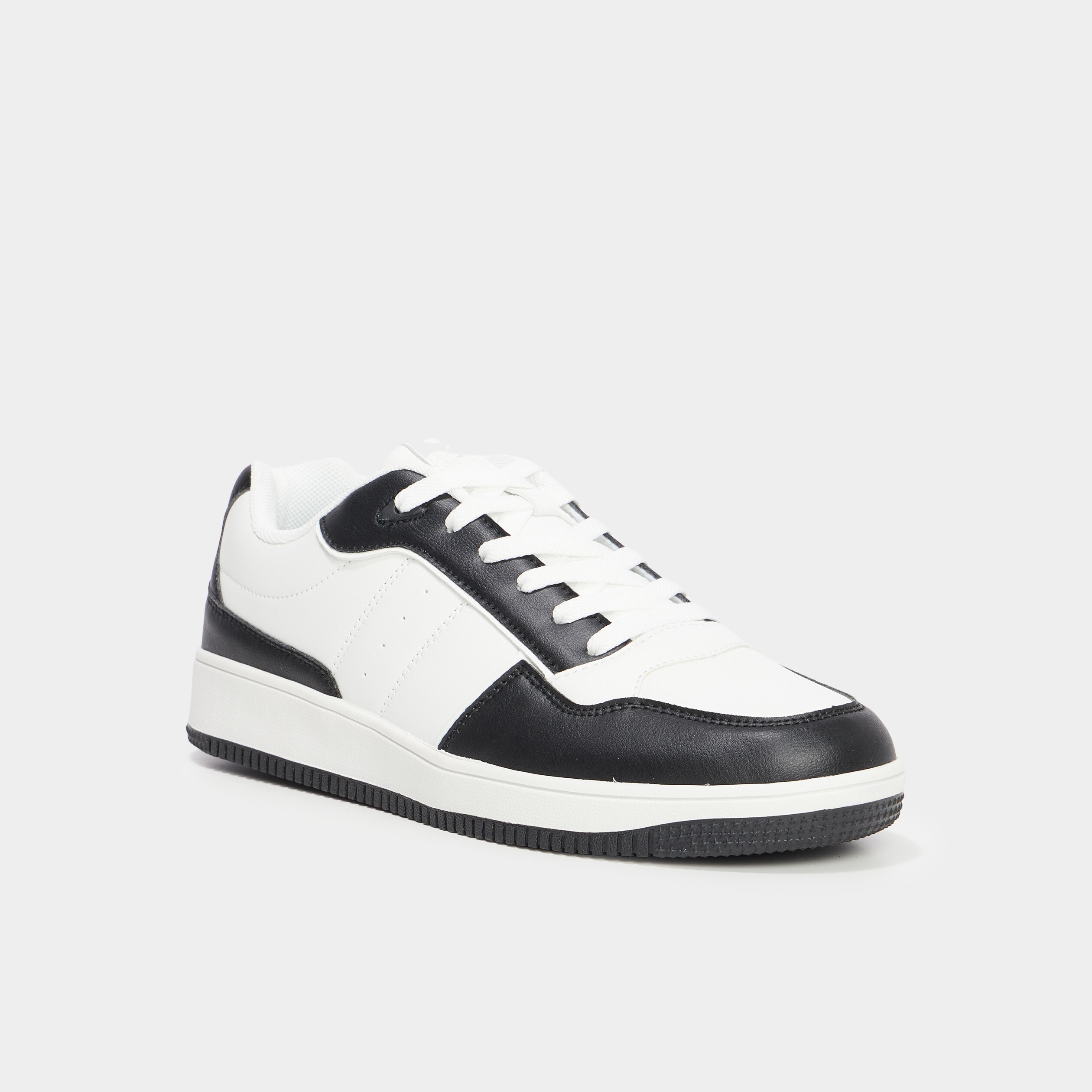 Tennis basses &agrave; lacets blanc homme
