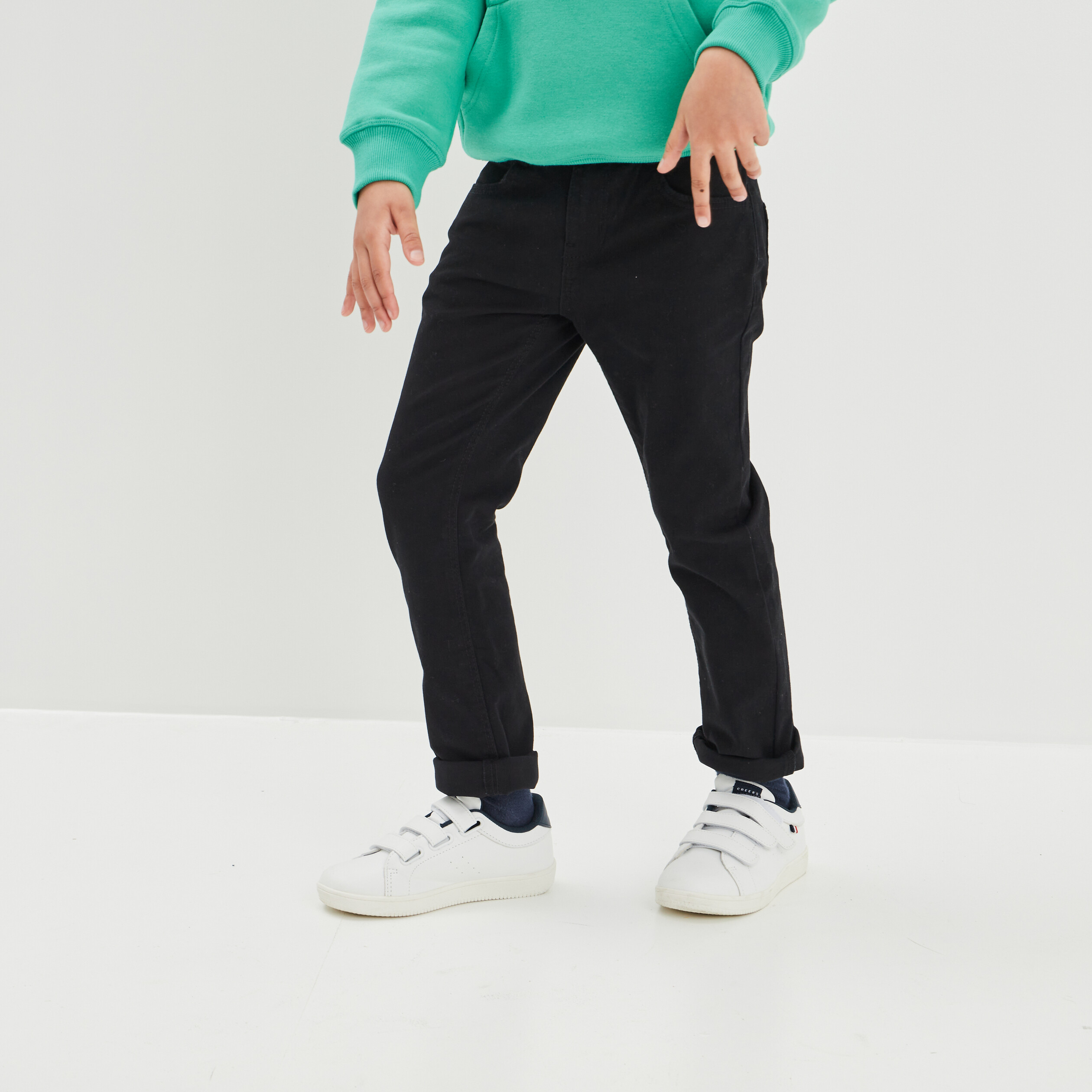 Pantalon regular avec poches noir garçon