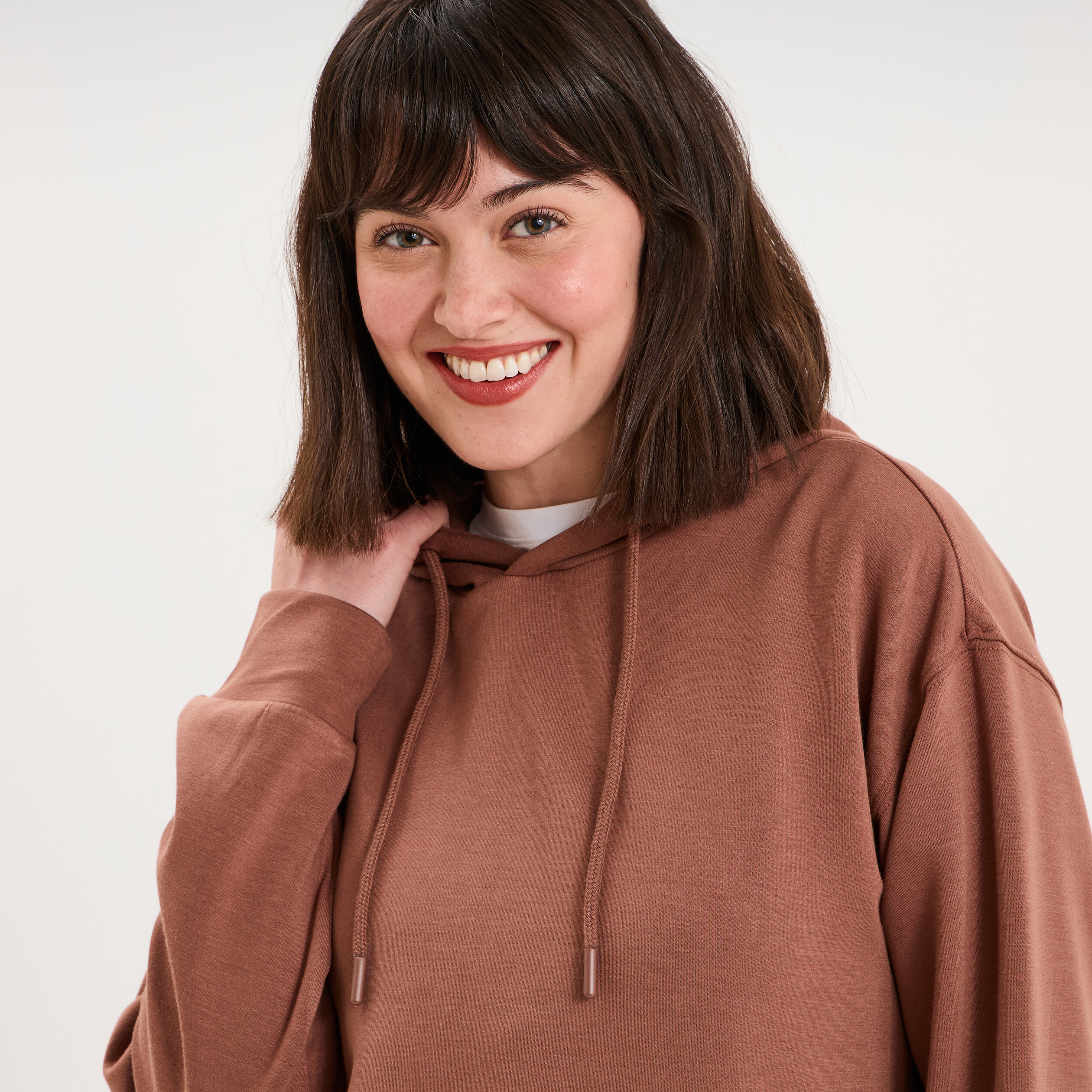 Sweat hoodie manches longues &agrave; capuche marron femme