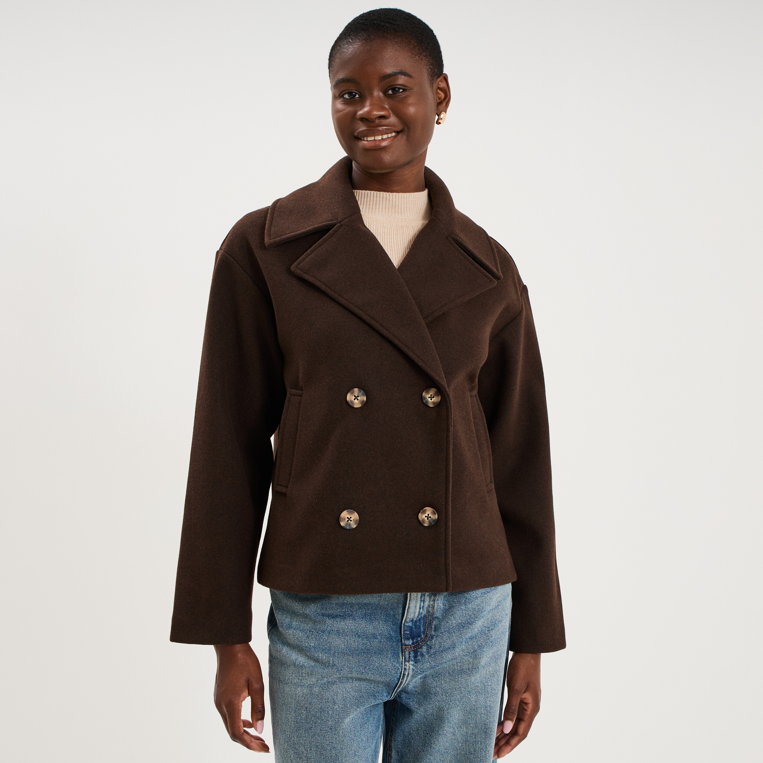 Manteau court double boutonnage marron fonc&eacute; femme