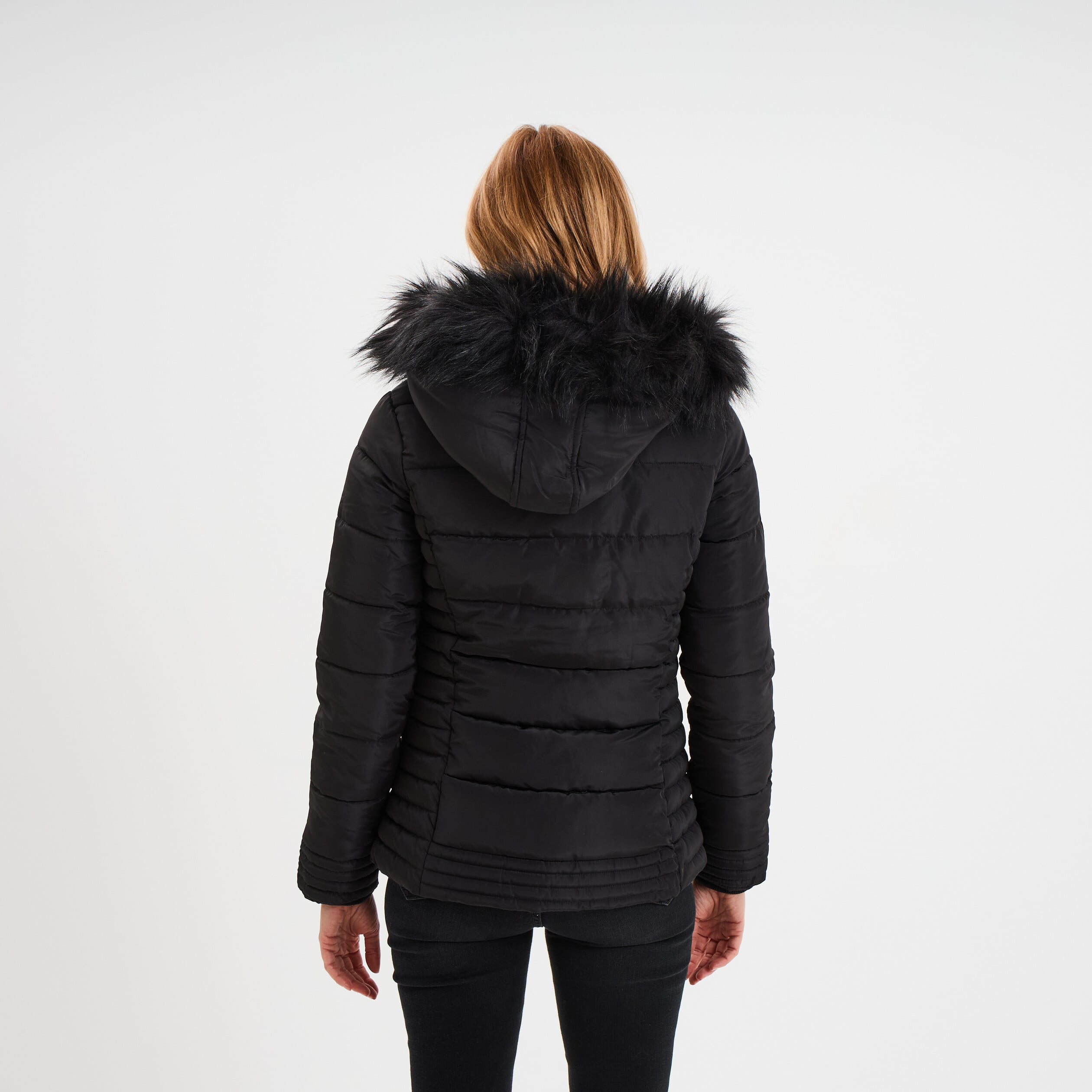 Doudoune d&eacute;perlante &agrave; capuche amovible noir femme