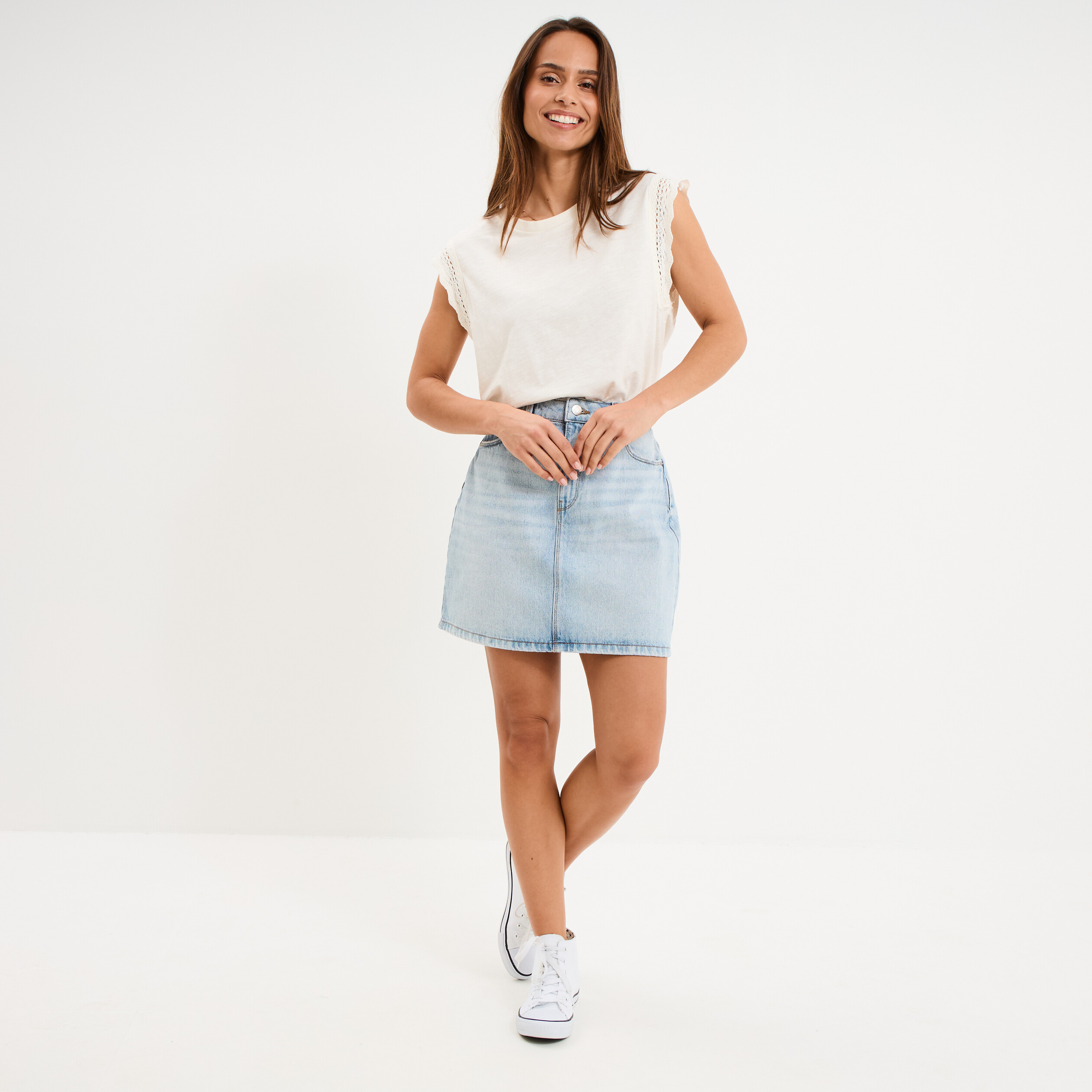 D&eacute;bardeur emmanchures &agrave; dentelle coton ecru femme