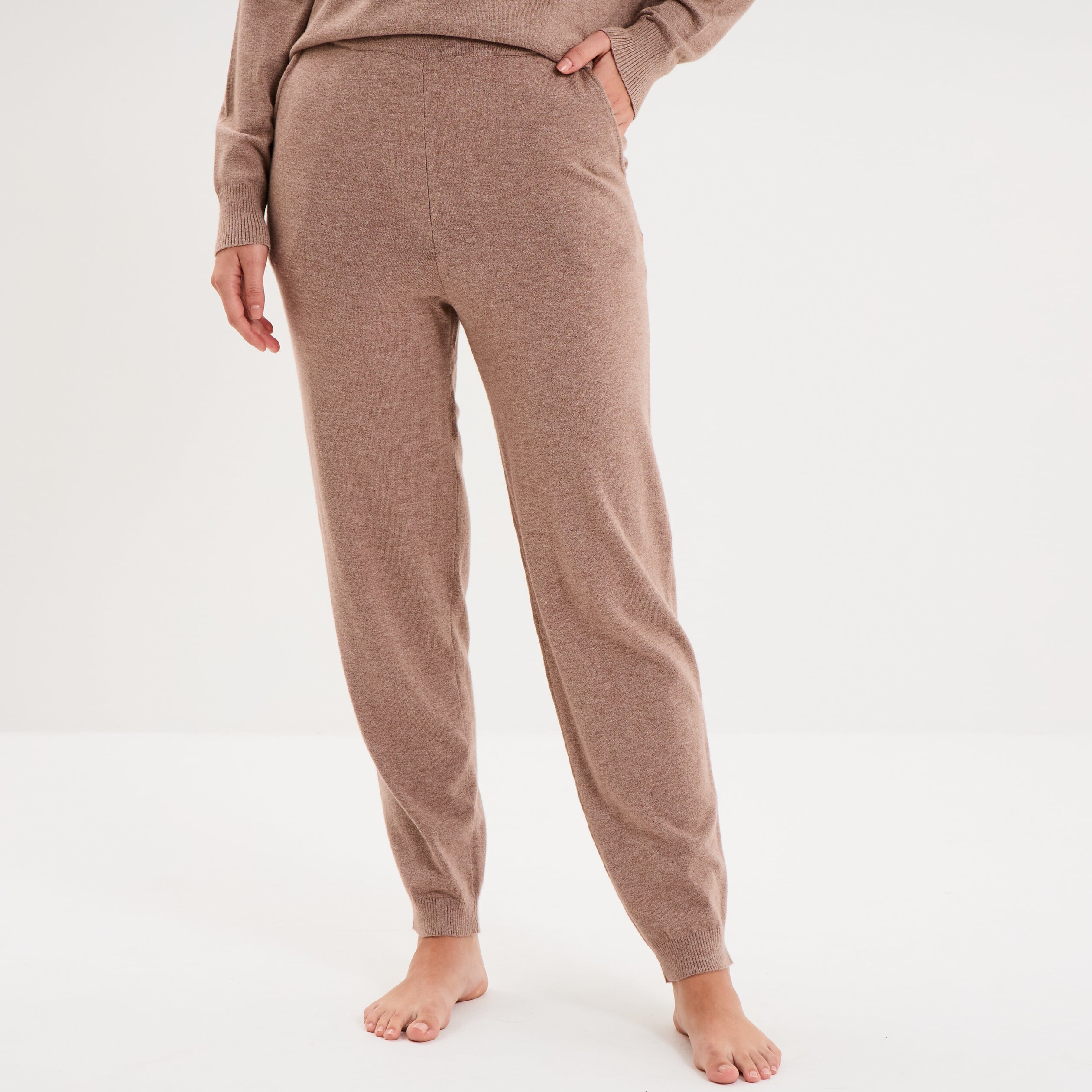 Bas de pyjama jogger en maille marron chocolat femme