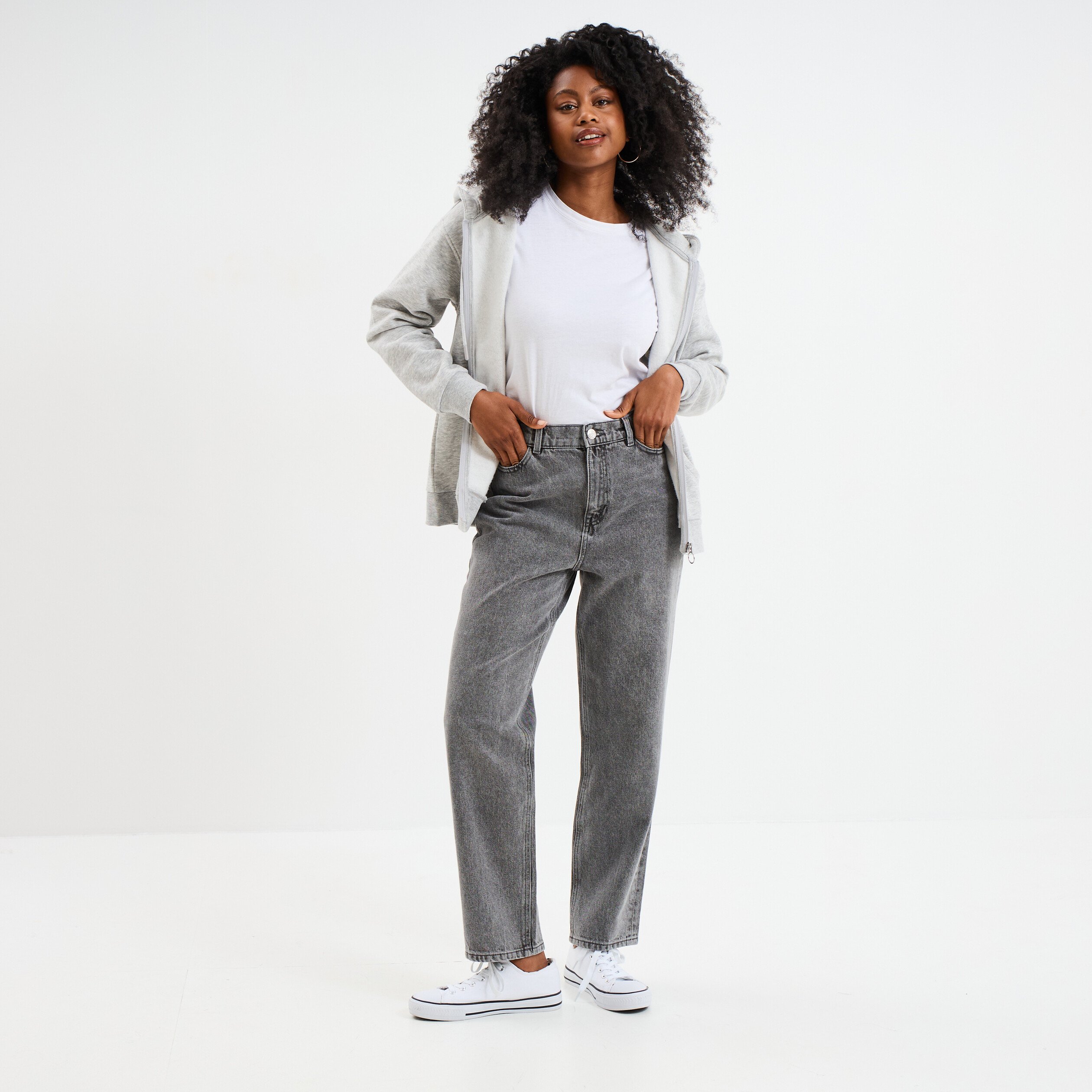 jeans mom 78eme taille haute creeks denim gris clair femme Jeans mom 7/8ème taille haute Creeks denim gris clair femme