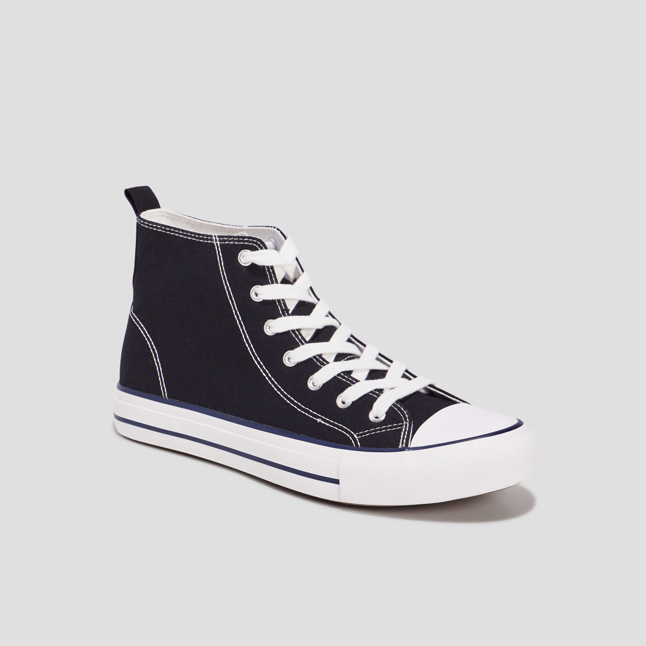Baskets &agrave; lacets montantes en toile noir homme