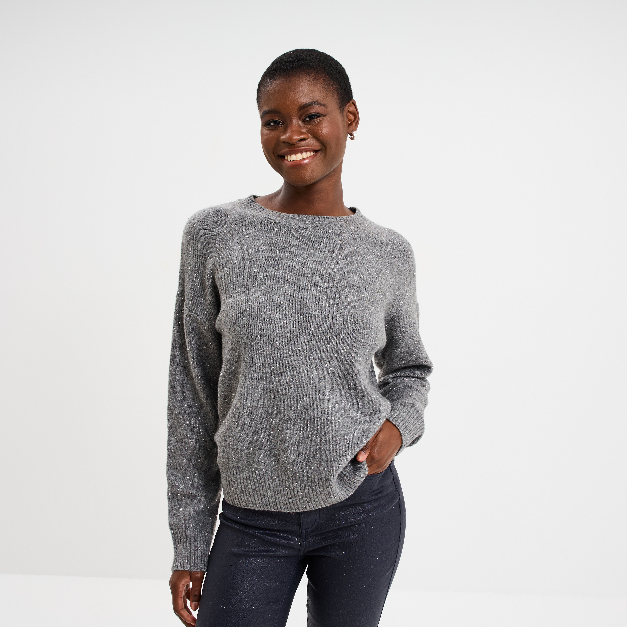 Pull col rond paillettes fils m&eacute;tallis&eacute;s gris femme