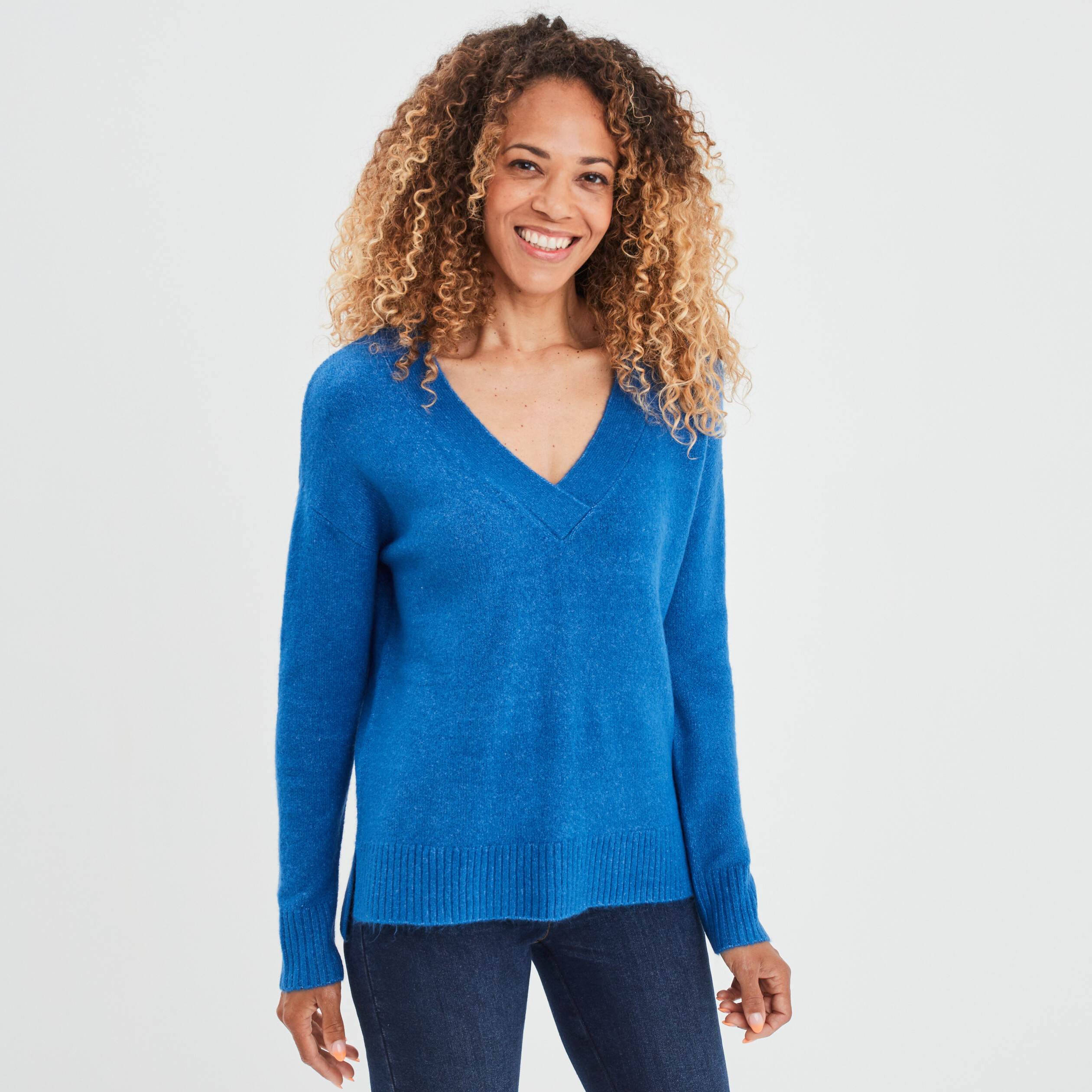 Pull col en V fentes aux côtés bleu roi femme