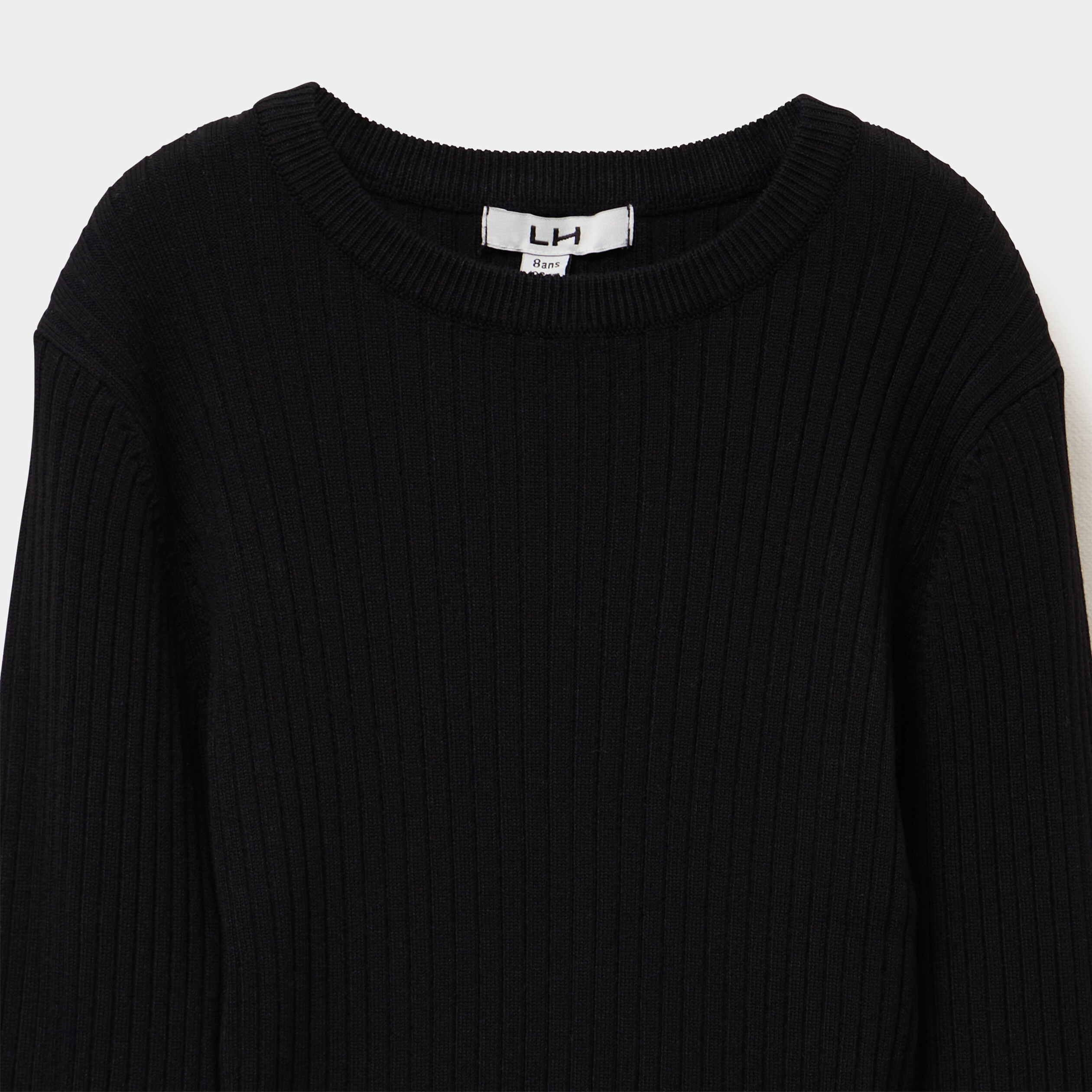 Pull c&ocirc;tel&eacute; ajust&eacute; manches longues noir fille