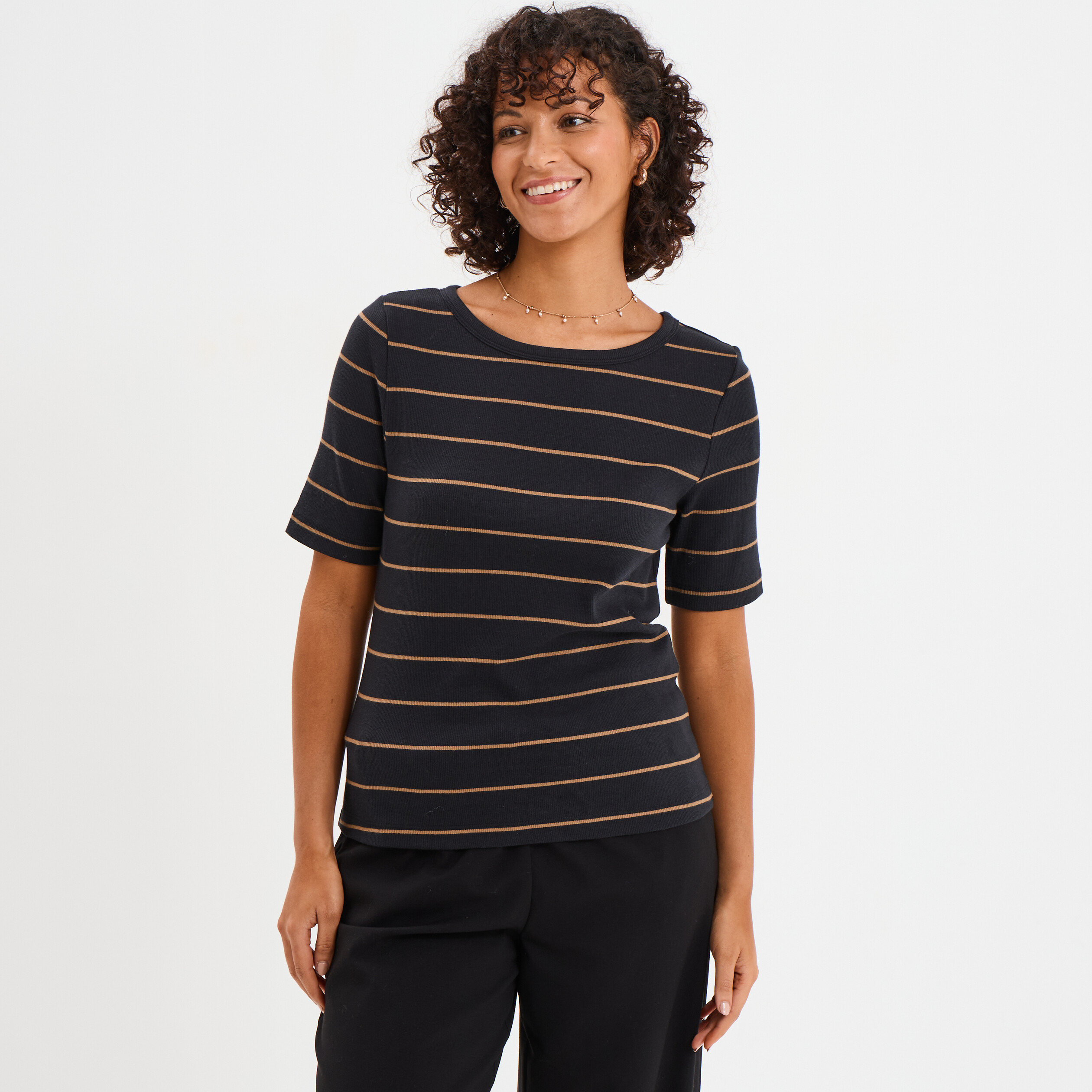 t shirt col rond manches courtes coton noir femme T-shirt col rond manches courtes coton noir femme