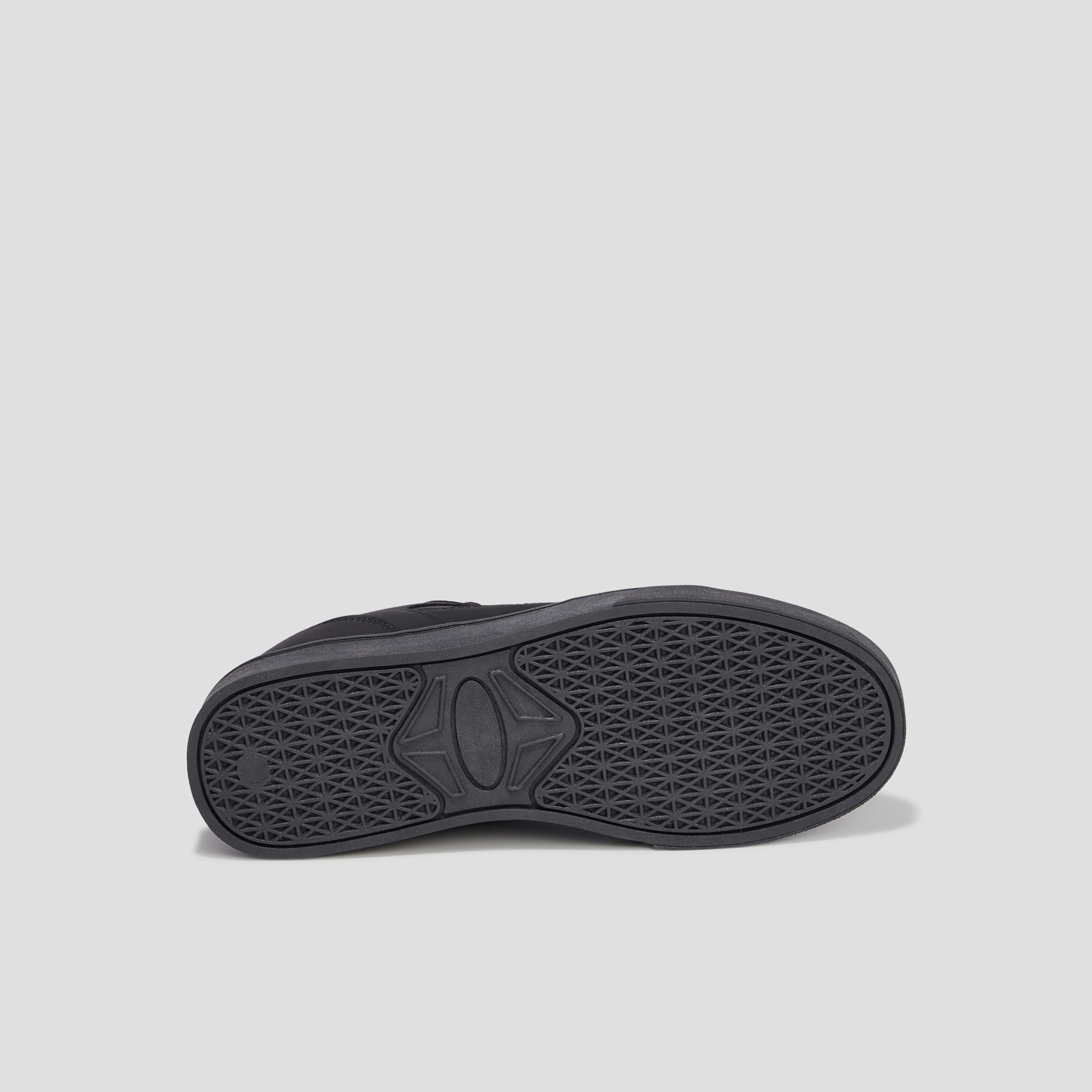 tennis basses a lacets liberto tomy noir garcon Tennis basses à lacets Liberto Tomy noir garçon