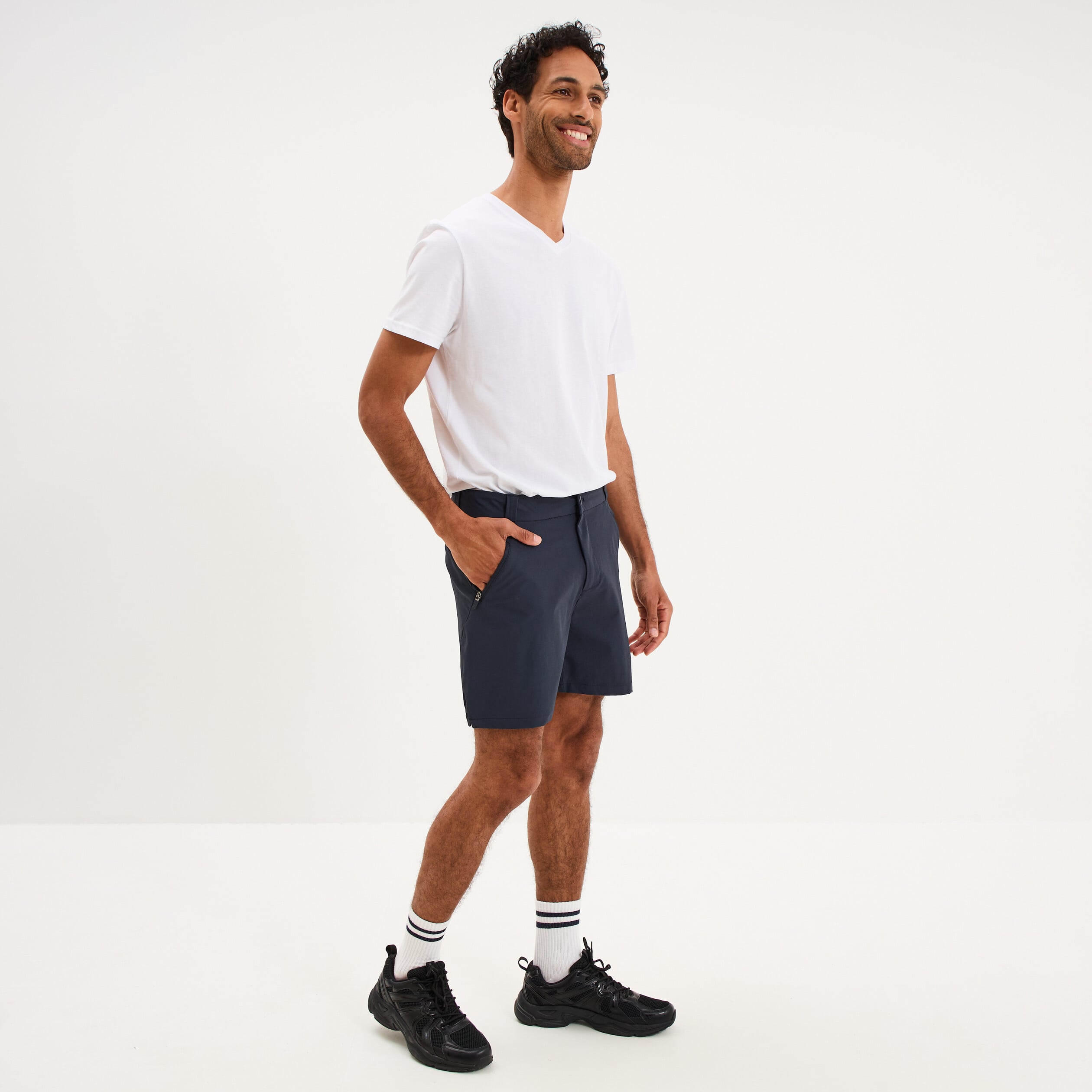 Short droit stretch poches zipp&eacute;es gris fonc&eacute; homme