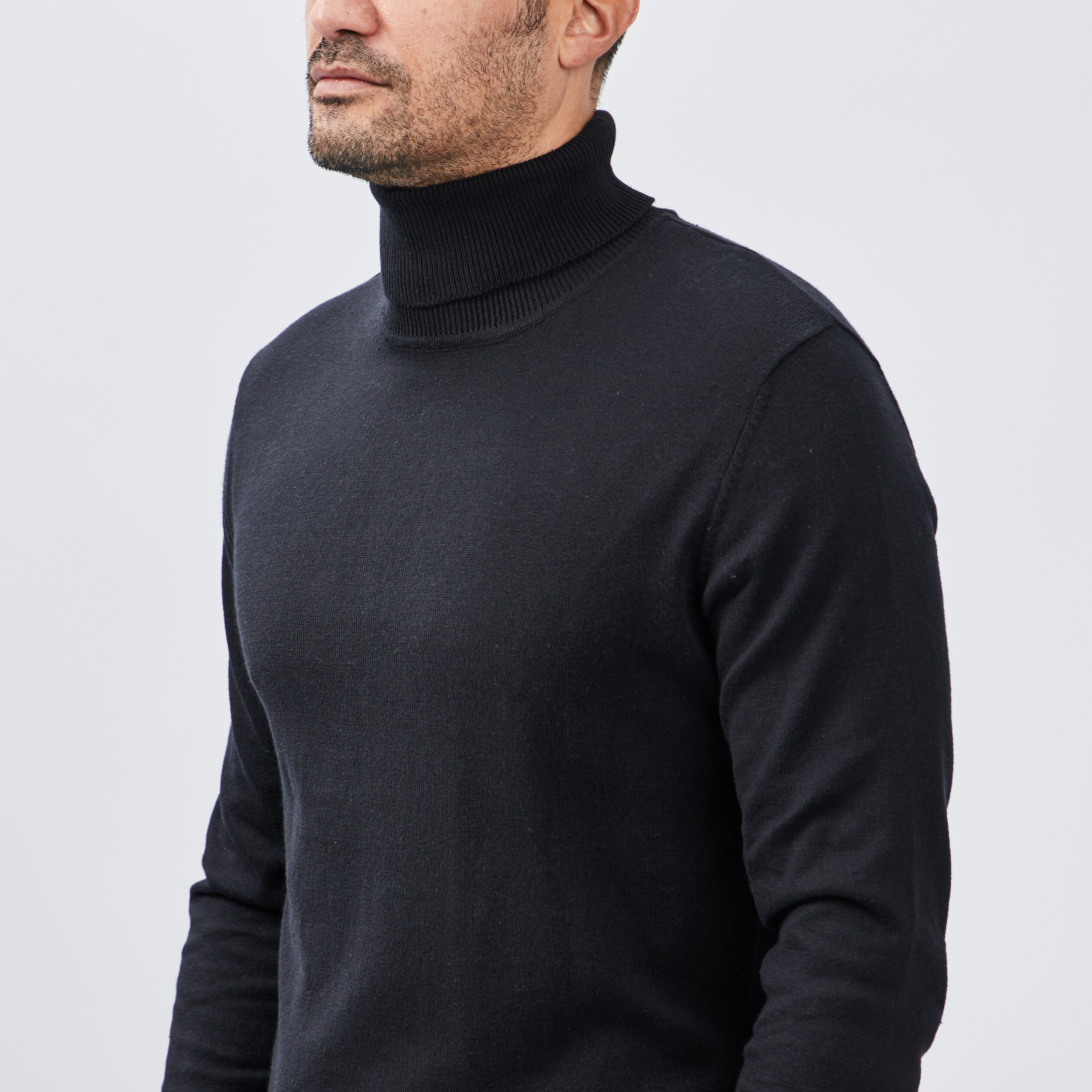 Pull avec col roulé noir homme