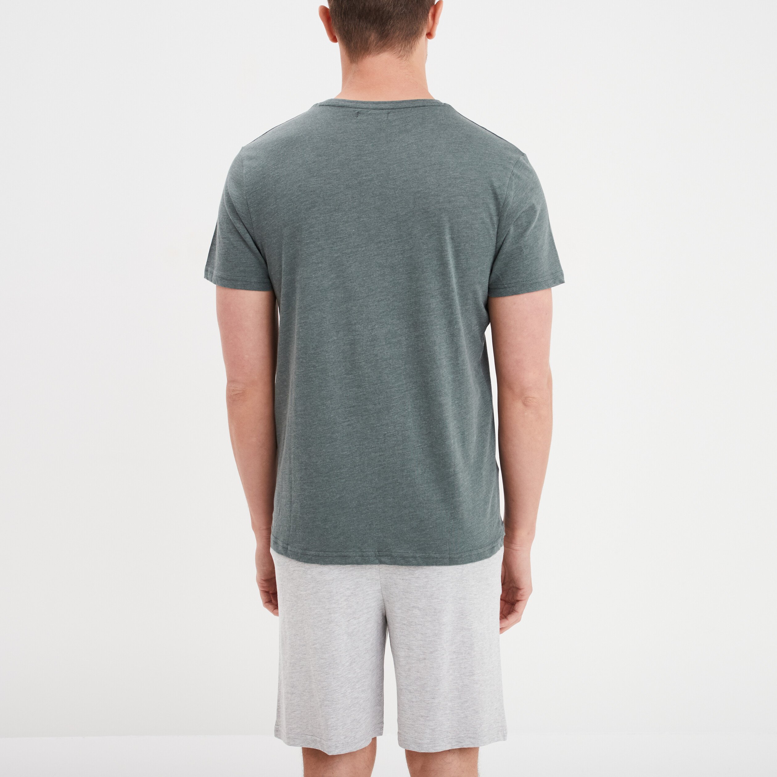 ensemble pyjama short et t shirt vert kaki homme Ensemble pyjama short et t-shirt vert kaki homme