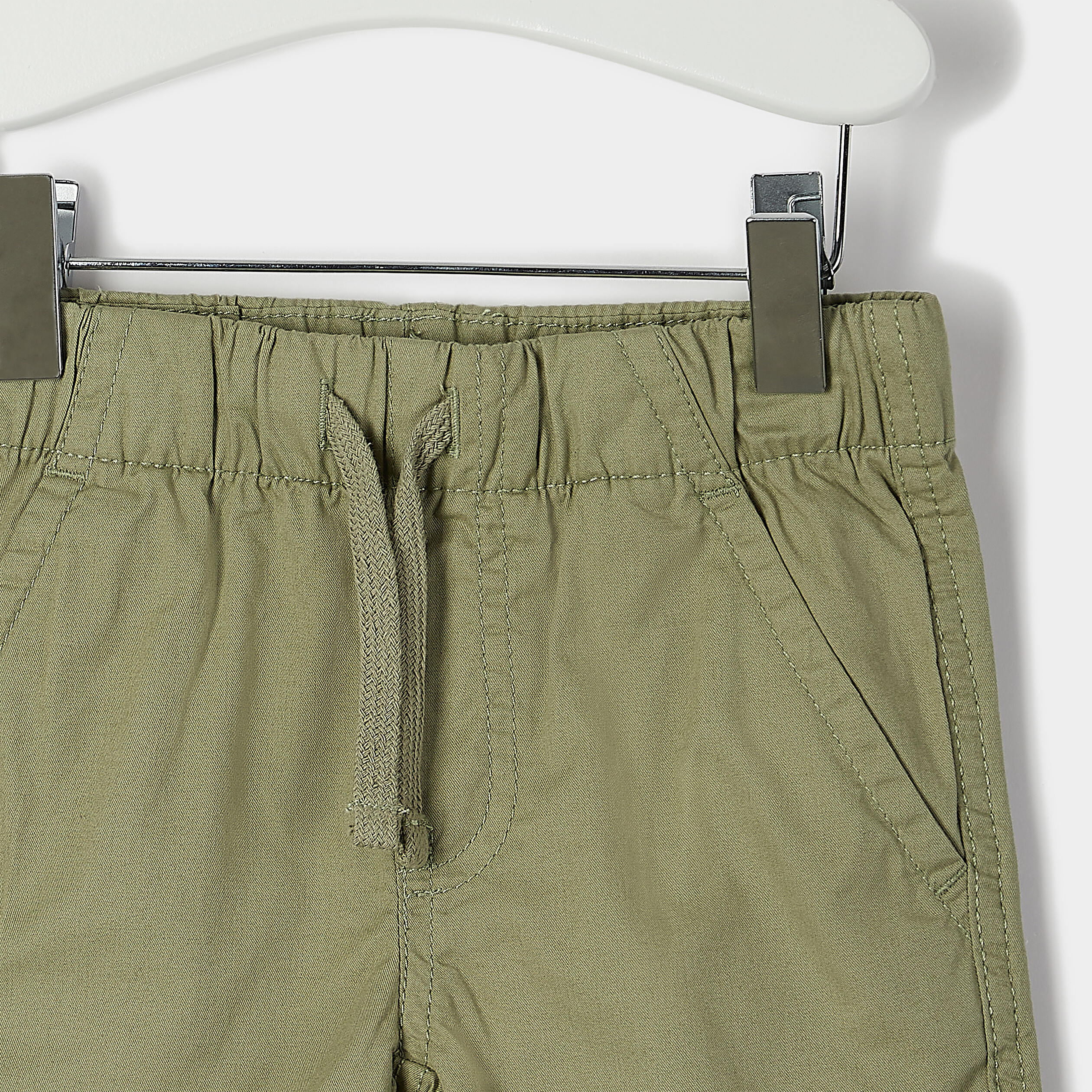 Short droit taille élastiquée à coulisse vert olive garçon