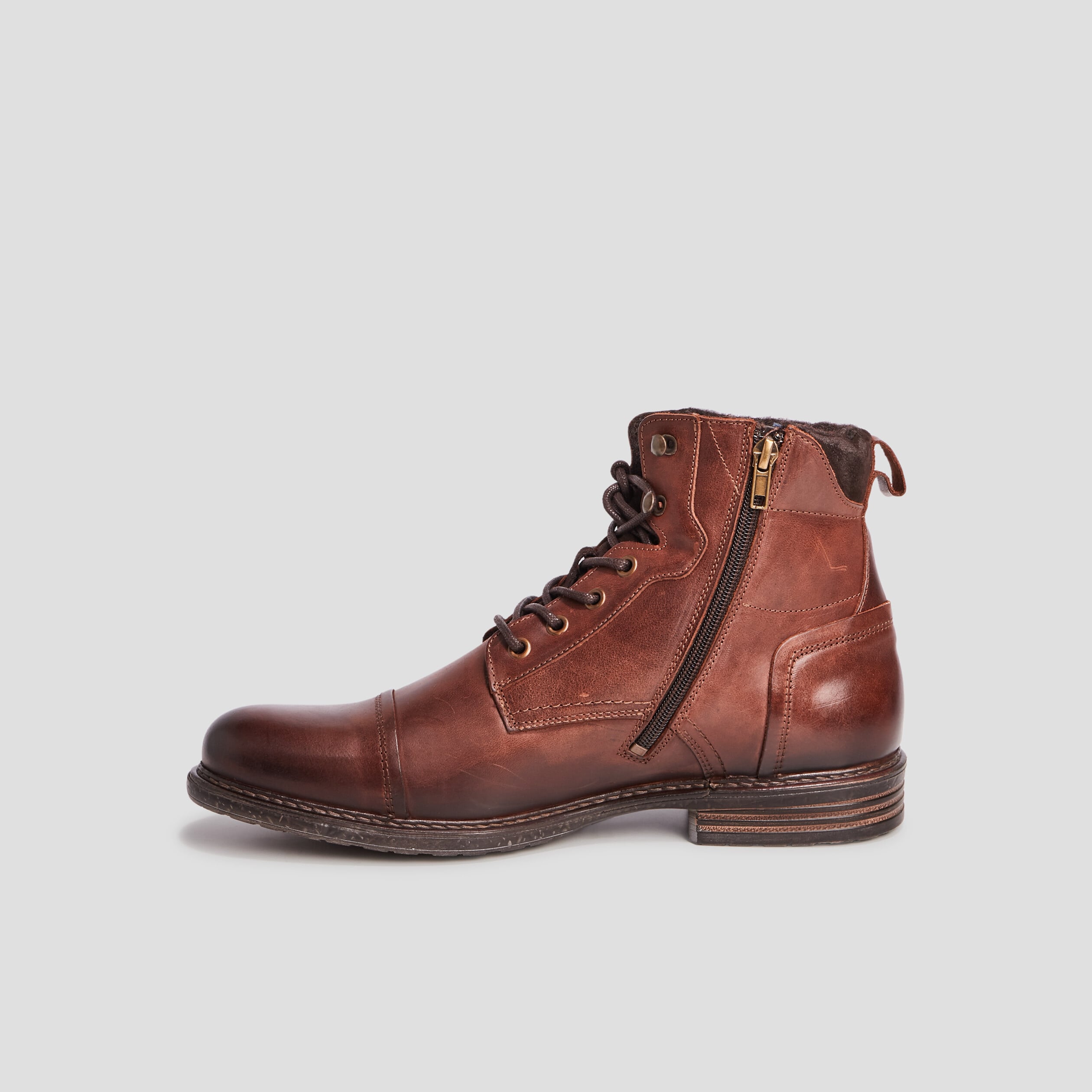 Bottines en cuir &agrave; lacets marron homme