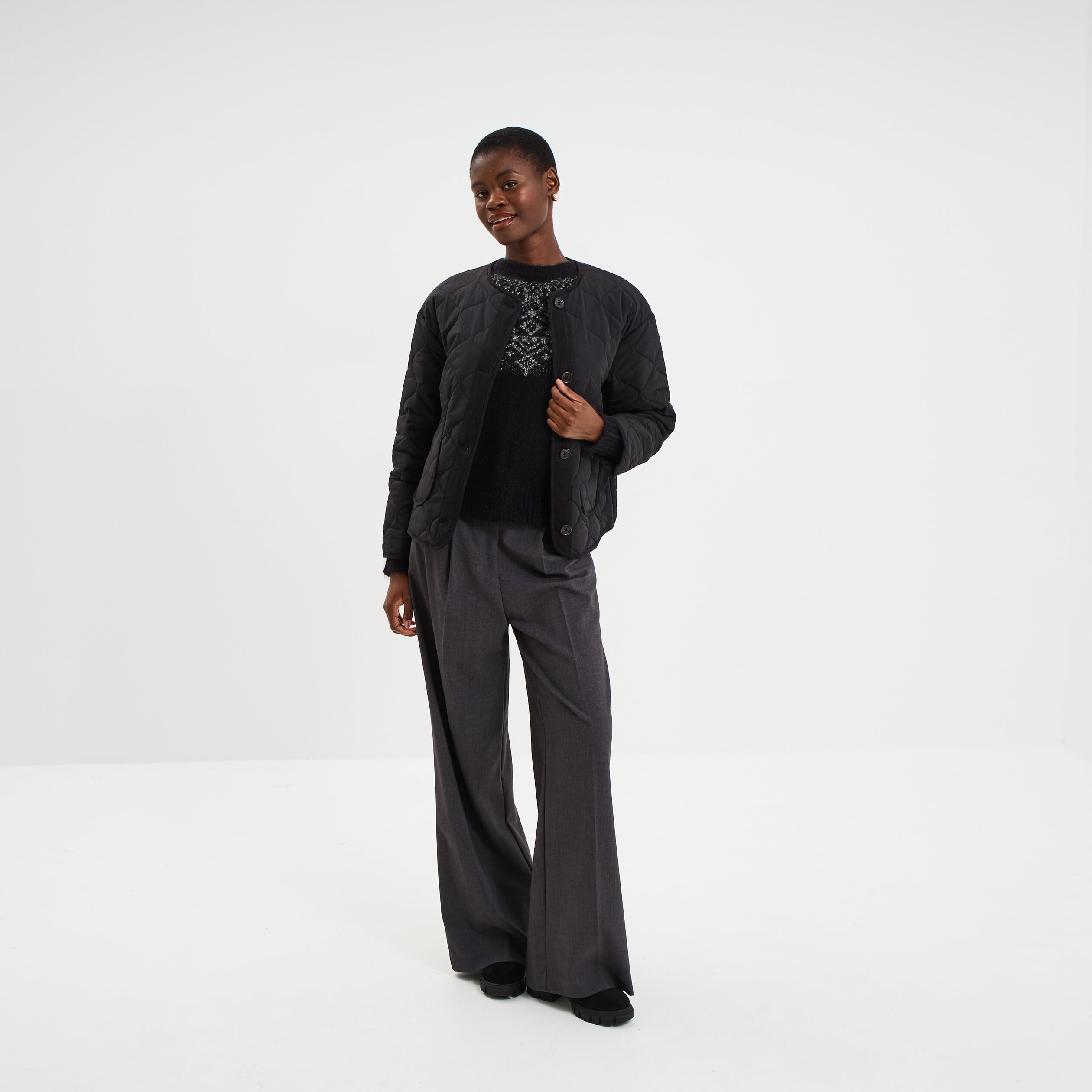 Pull jacquard col rond manches longues noir femme