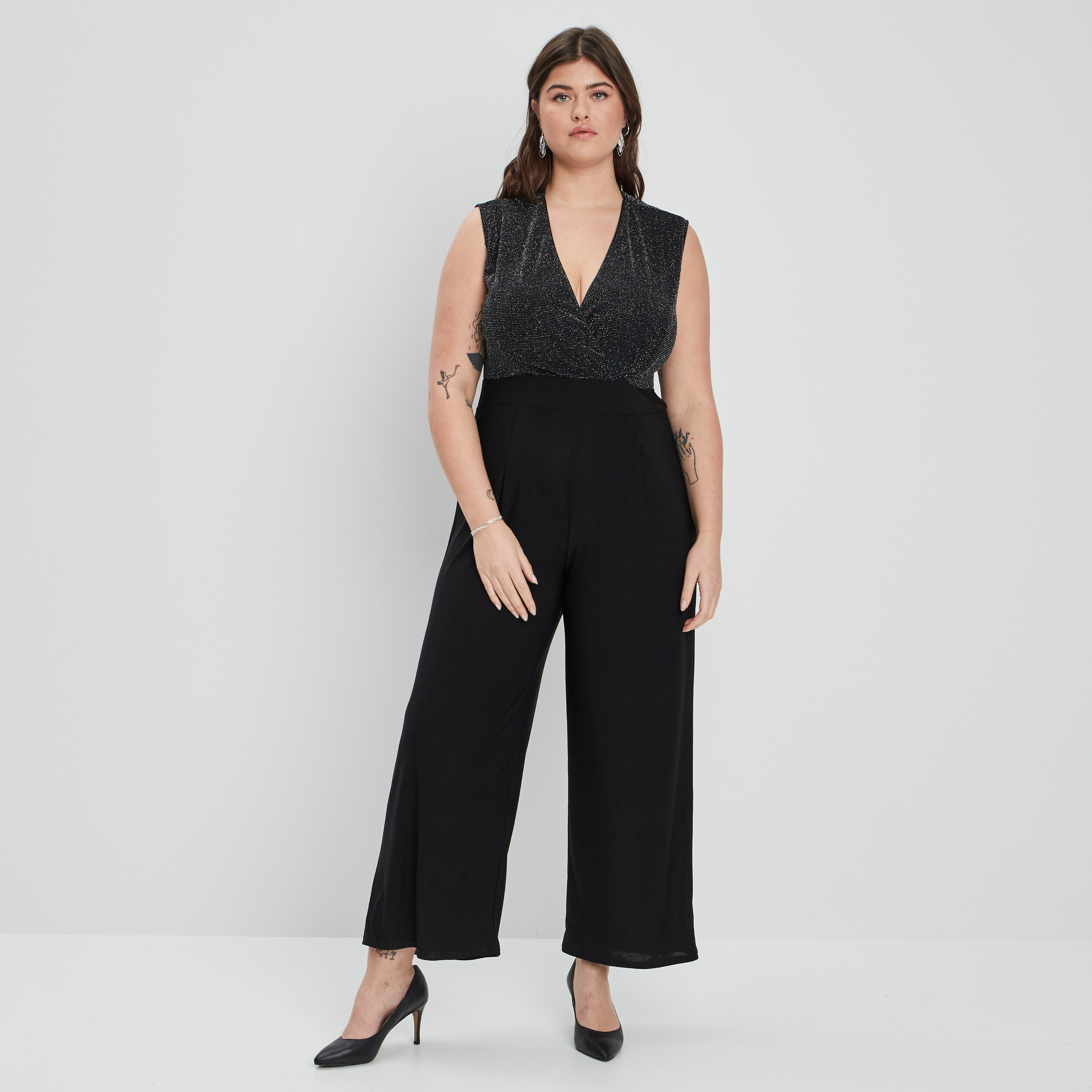 combinaison pantalon col cache coeur noir femmegt Combinaison pantalon col cache-coeur noir femme grande taille