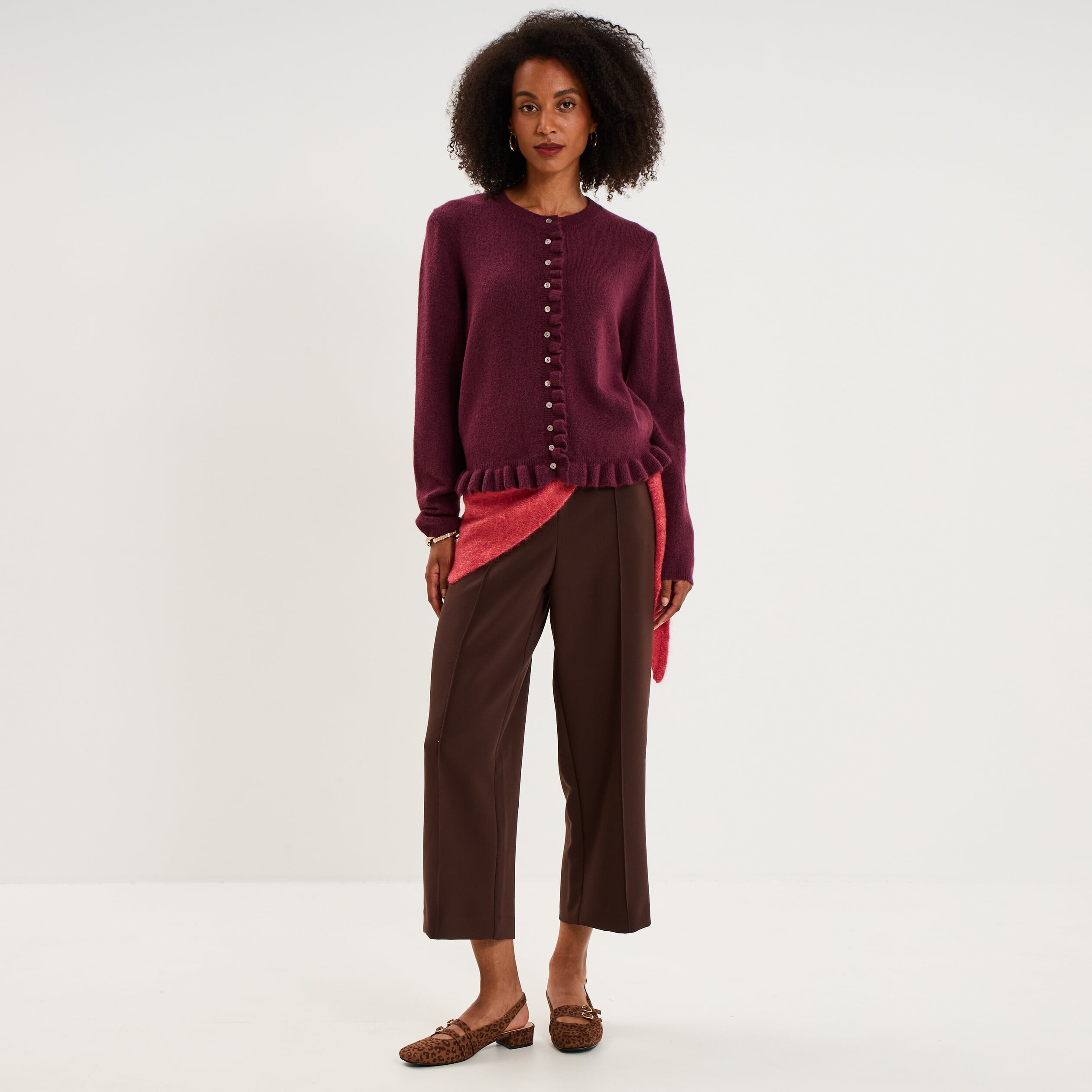 Gilet col rond &agrave; volants boutonn&eacute; prune femme
