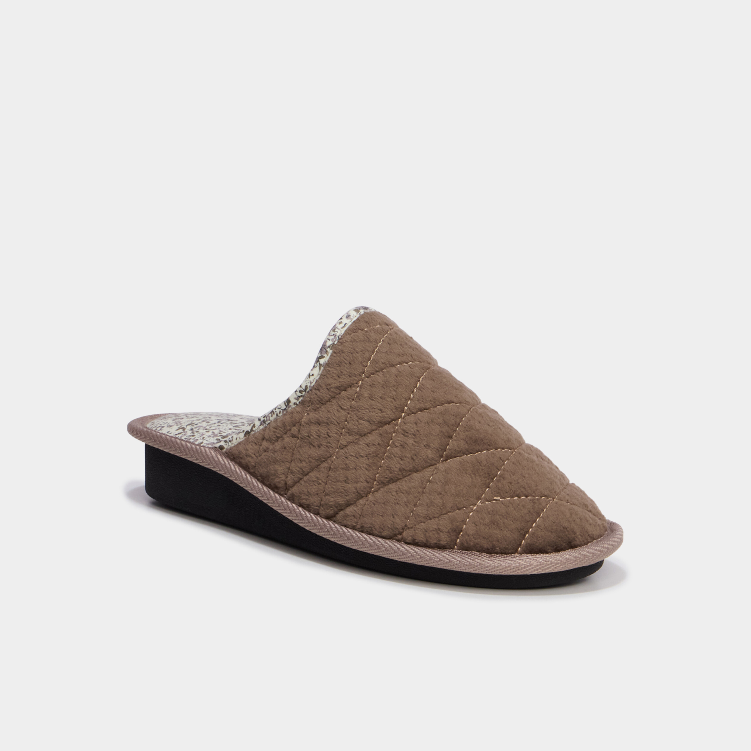 Chaussons mules compens&eacute;es matelass&eacute;es marron femme
