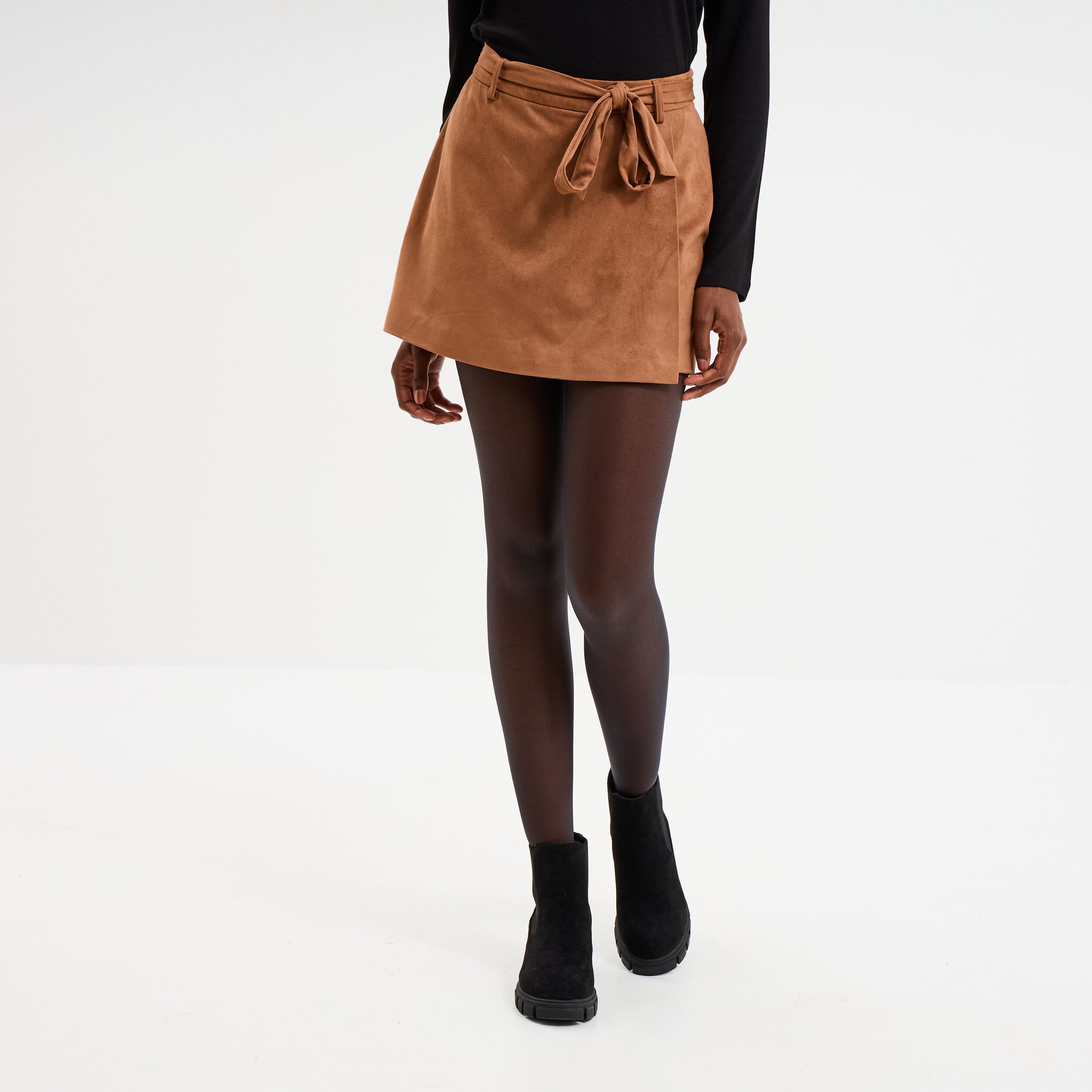 Athleta Gray Take A Hike Skirt Zip Pockets