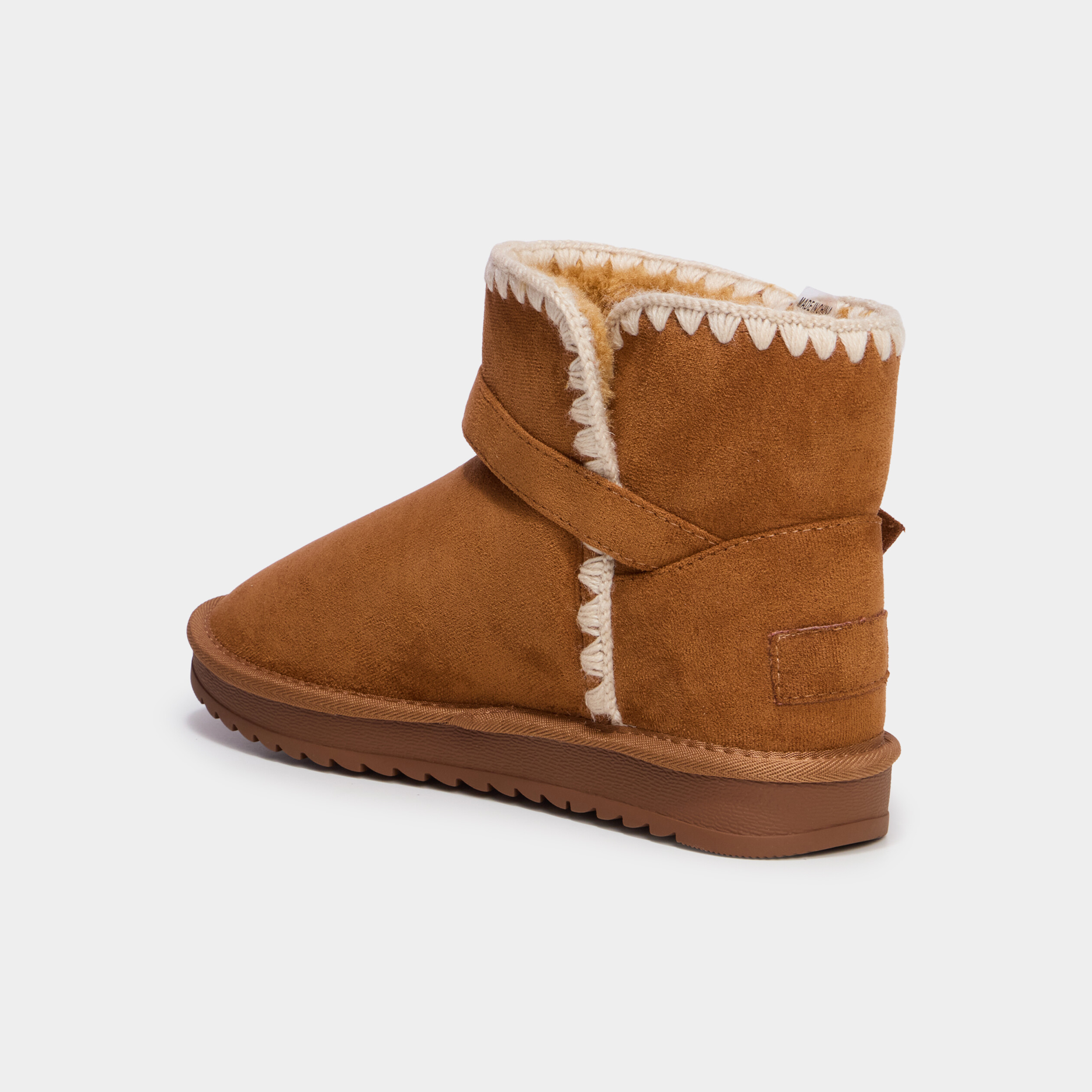 Boots effet su&eacute;dine avec boucles marron femme