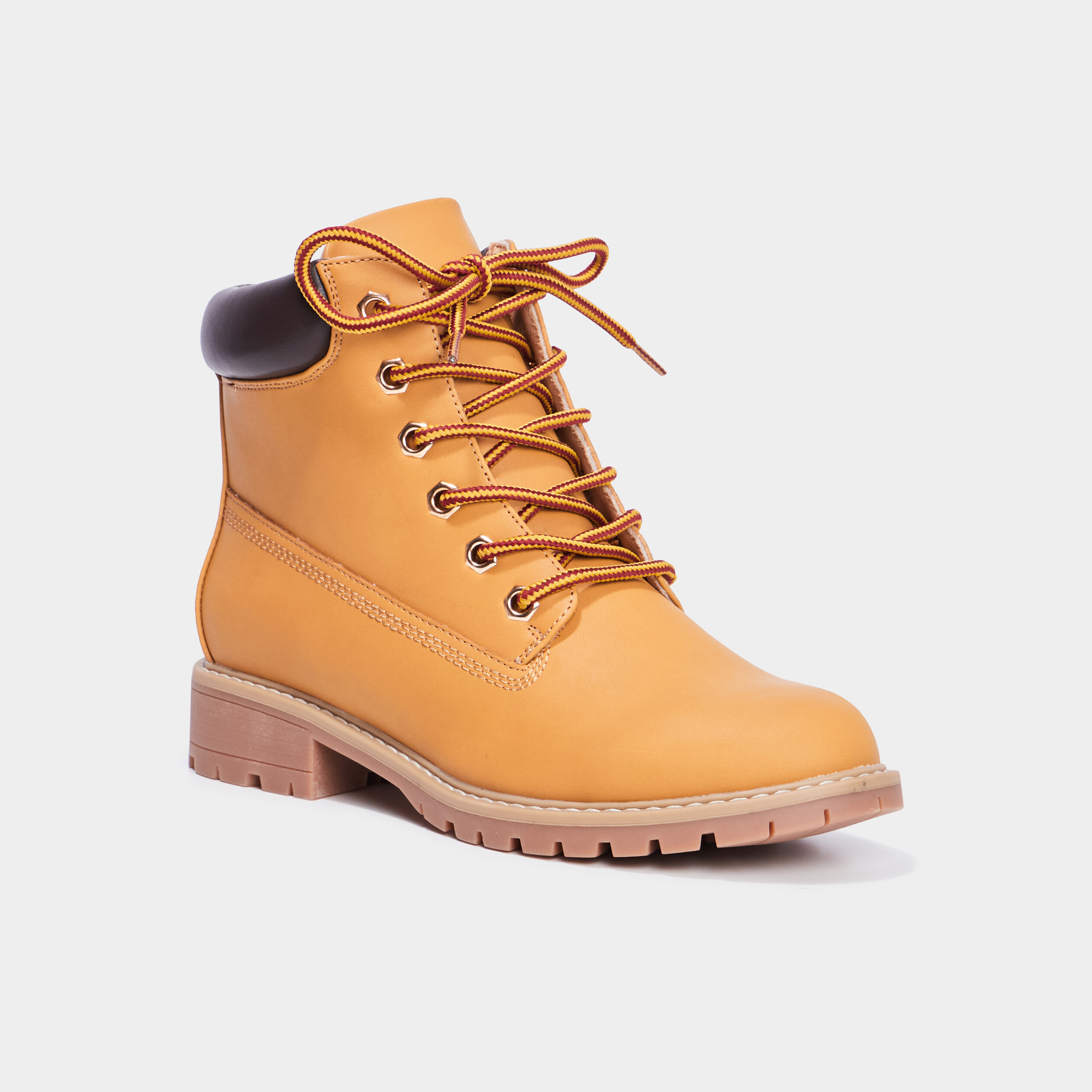 Bottines crant&eacute;es jaune moutarde femme