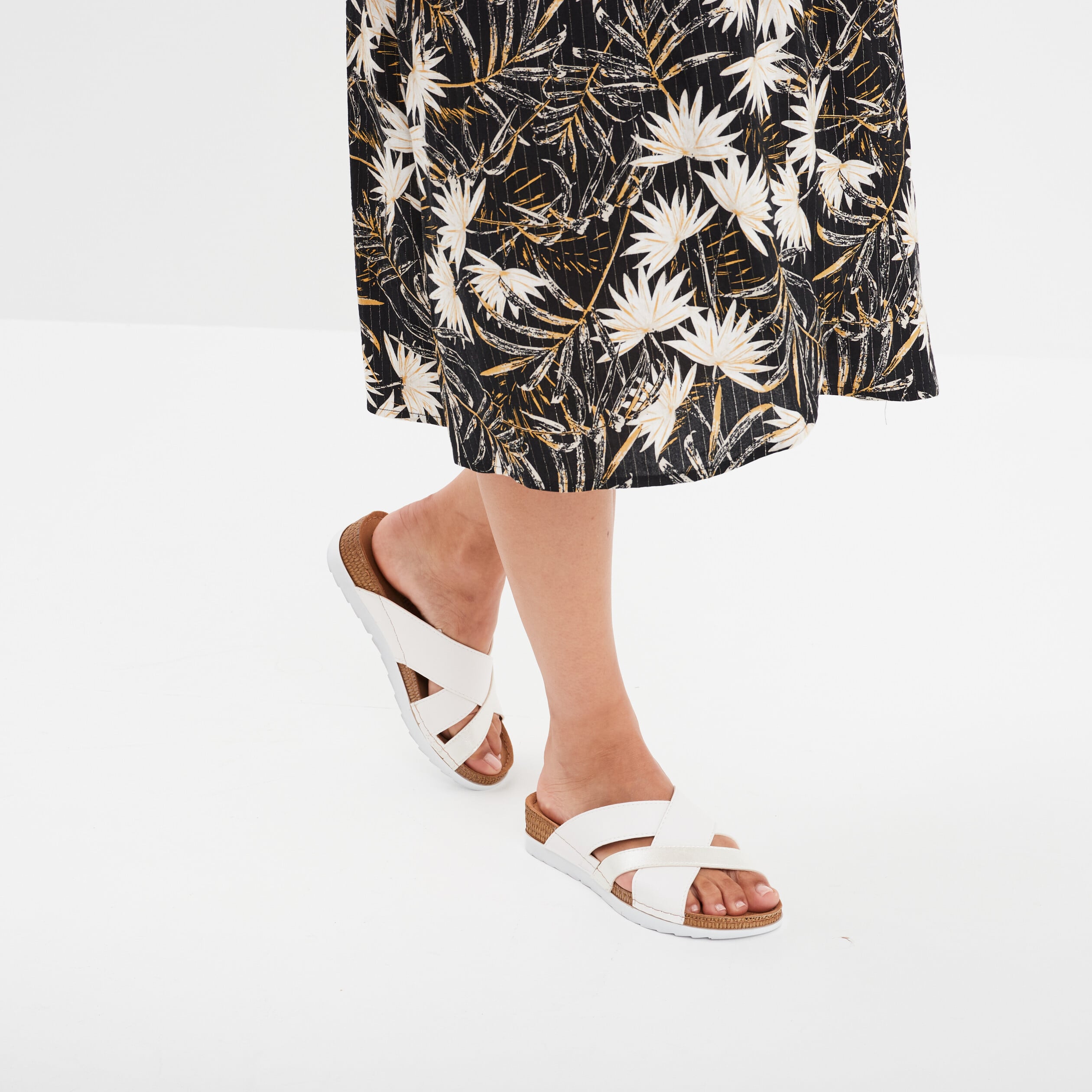 Mules &agrave; talons compens&eacute;s Confortissimo blanc femme
