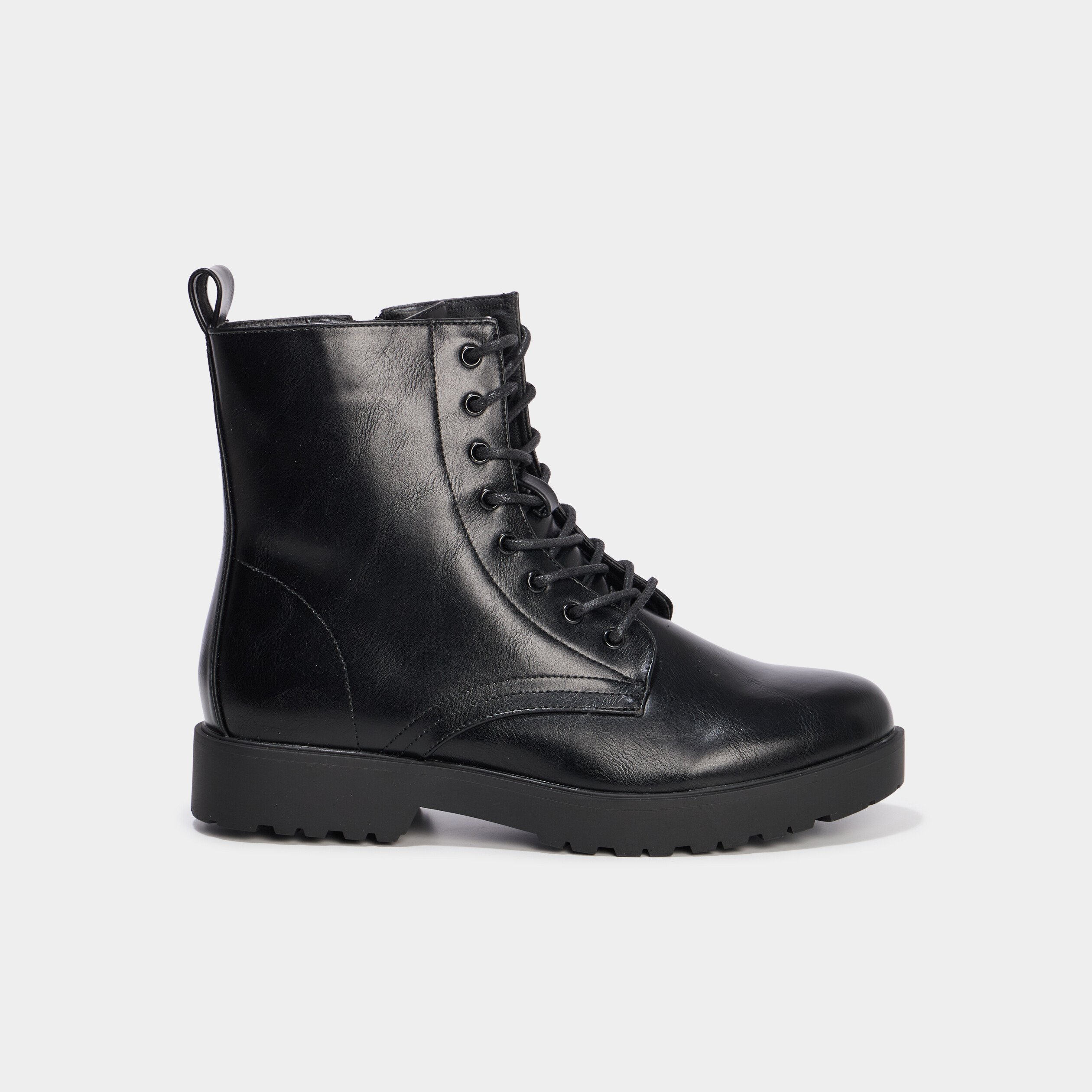 boots a lacets talons 2 cm noir femme Boots à lacets talons 2 cm noir femme