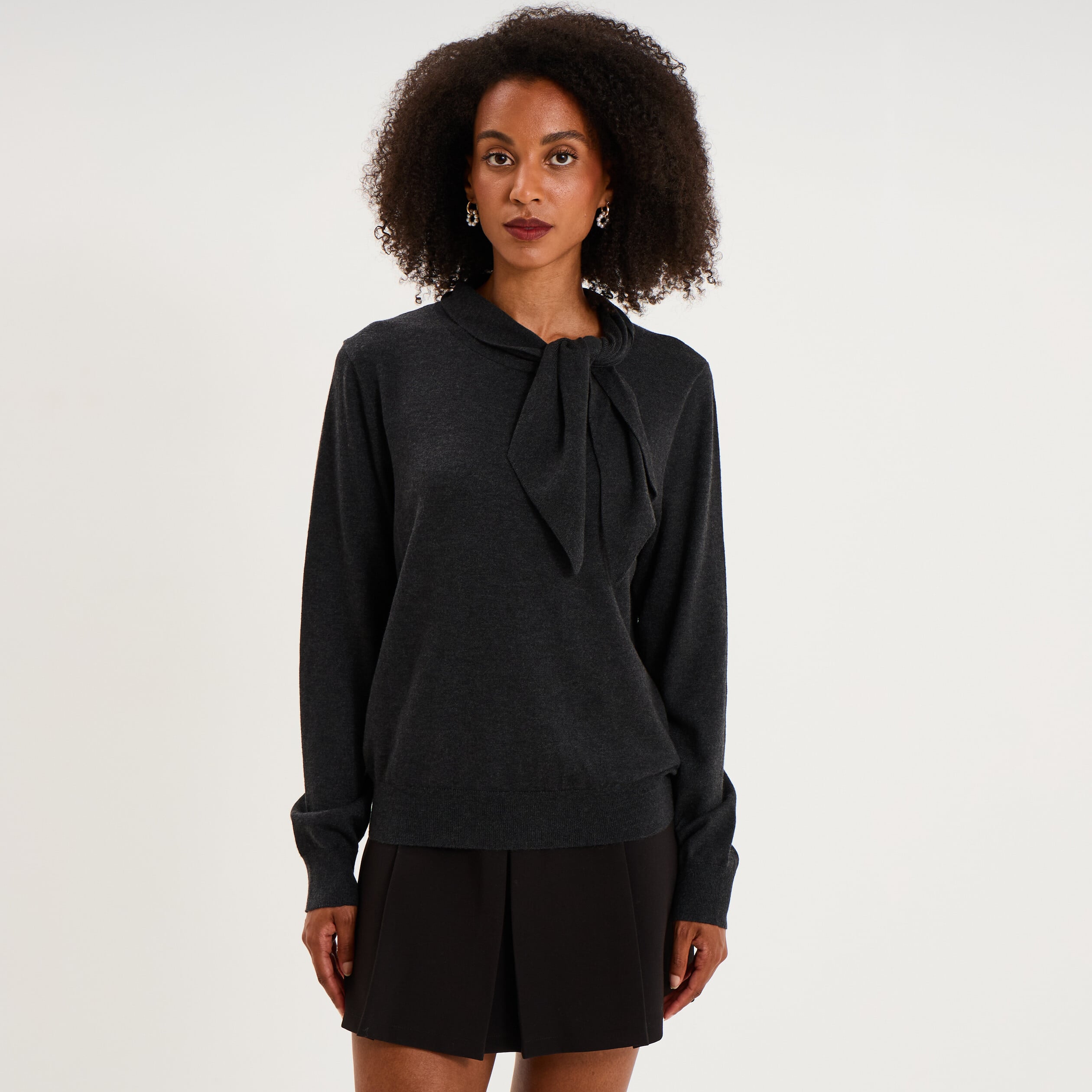 Pull fin col &eacute;charpe manches longues gris fonc&eacute; femme
