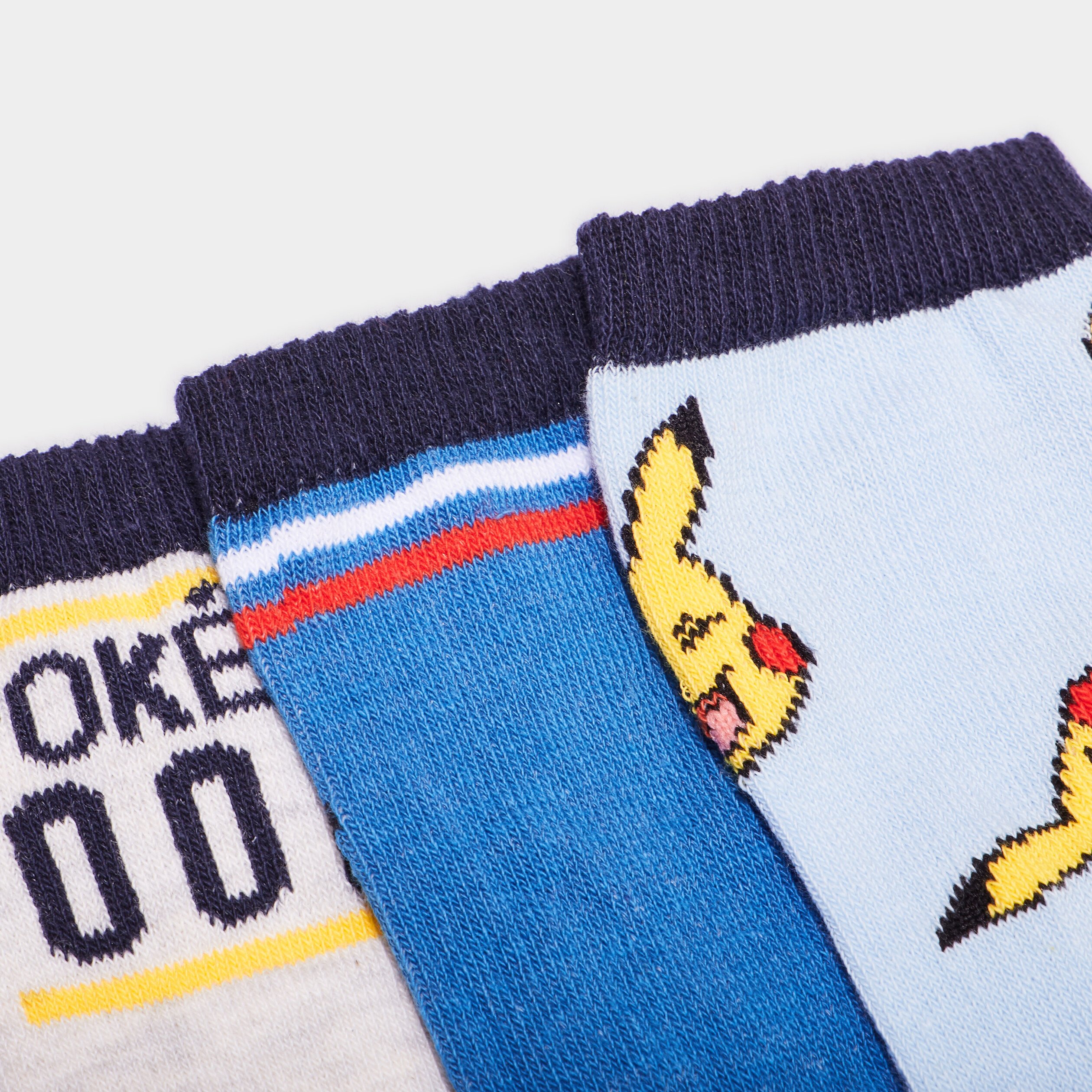 lot 3 paires chaussettes pokemon pikachu bleu garcon Lot 3 paires chaussettes Pokémon Pikachu bleu garçon