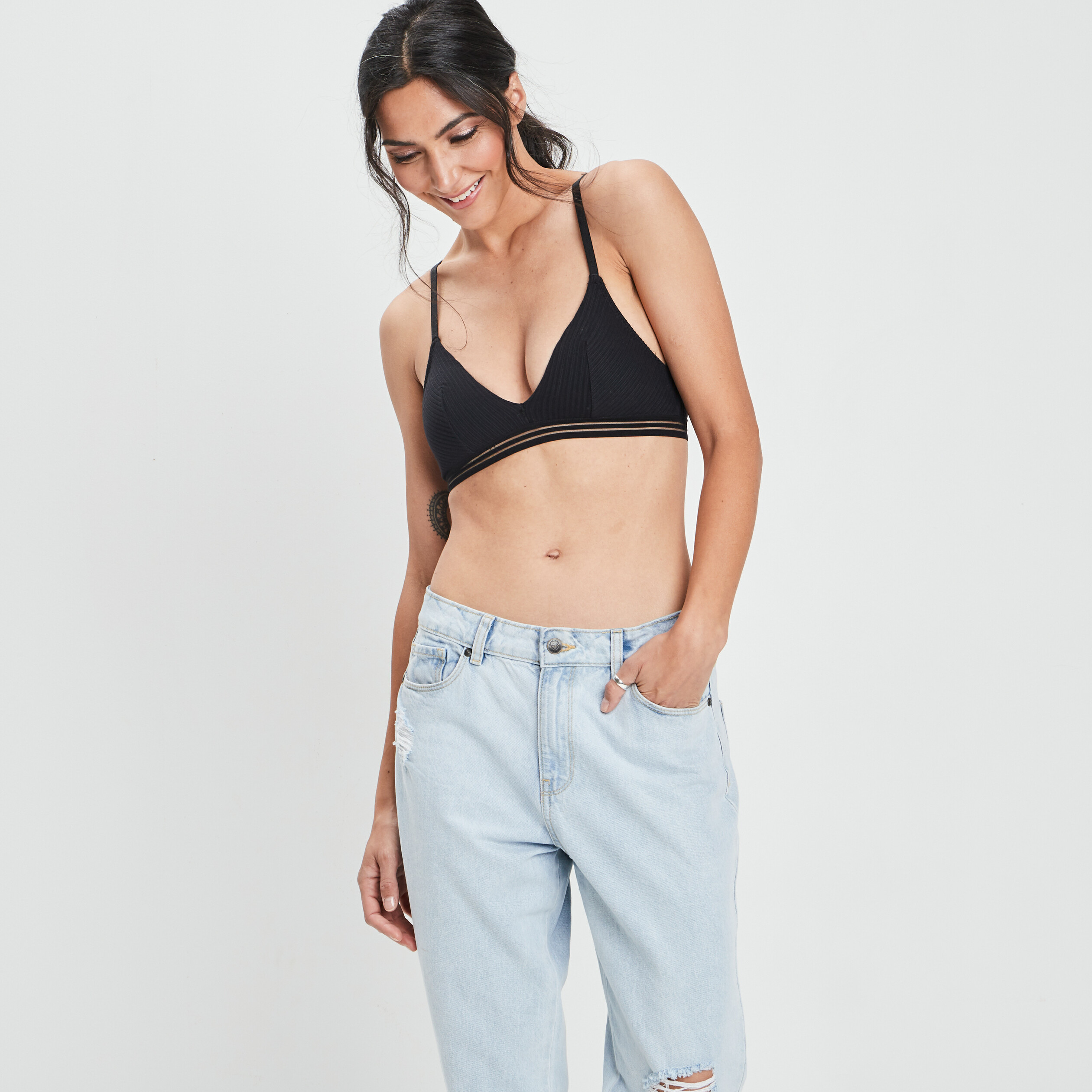 Soutien-gorge triangle noir femme