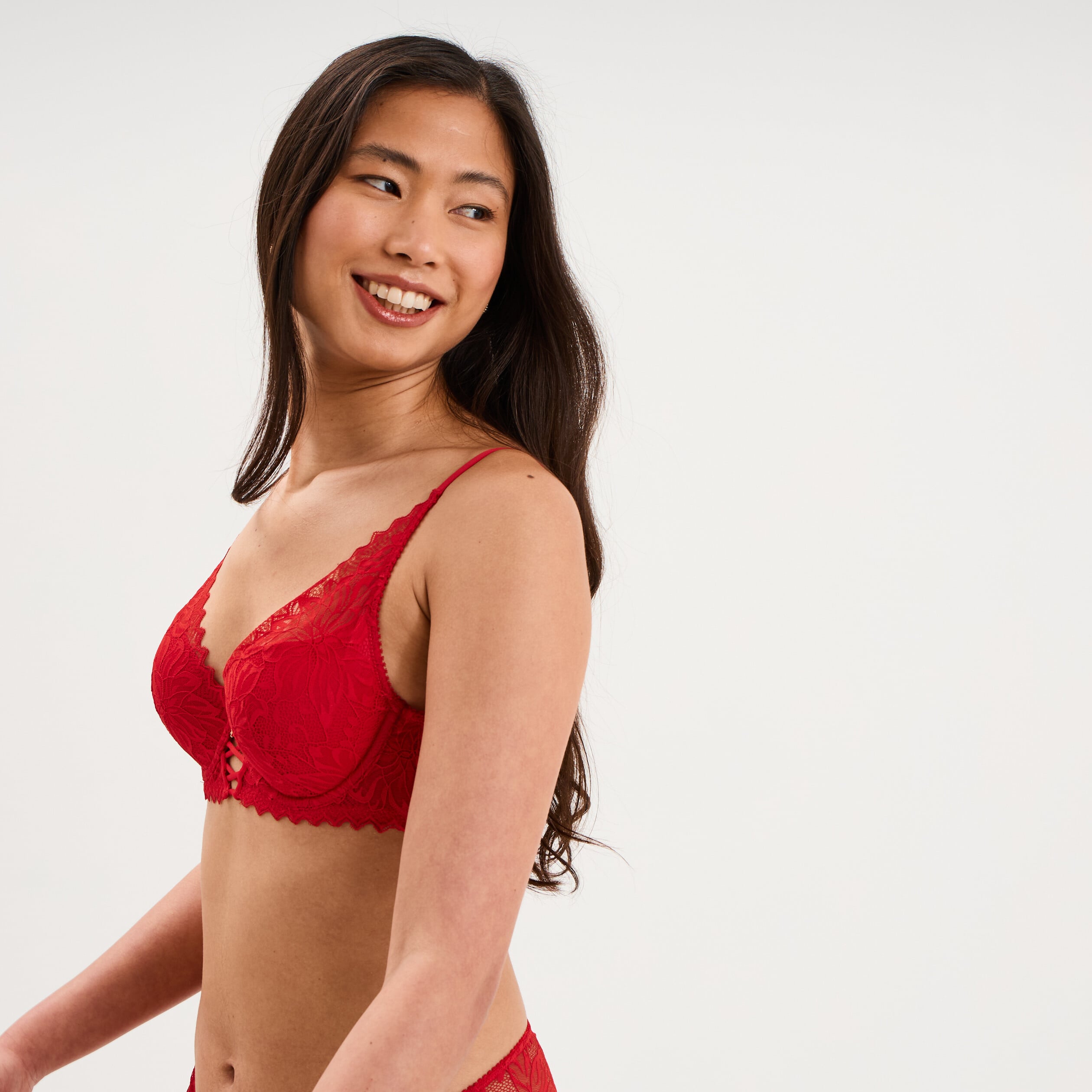 Soutien-gorge foulard padd&eacute; dentelle rouge femme