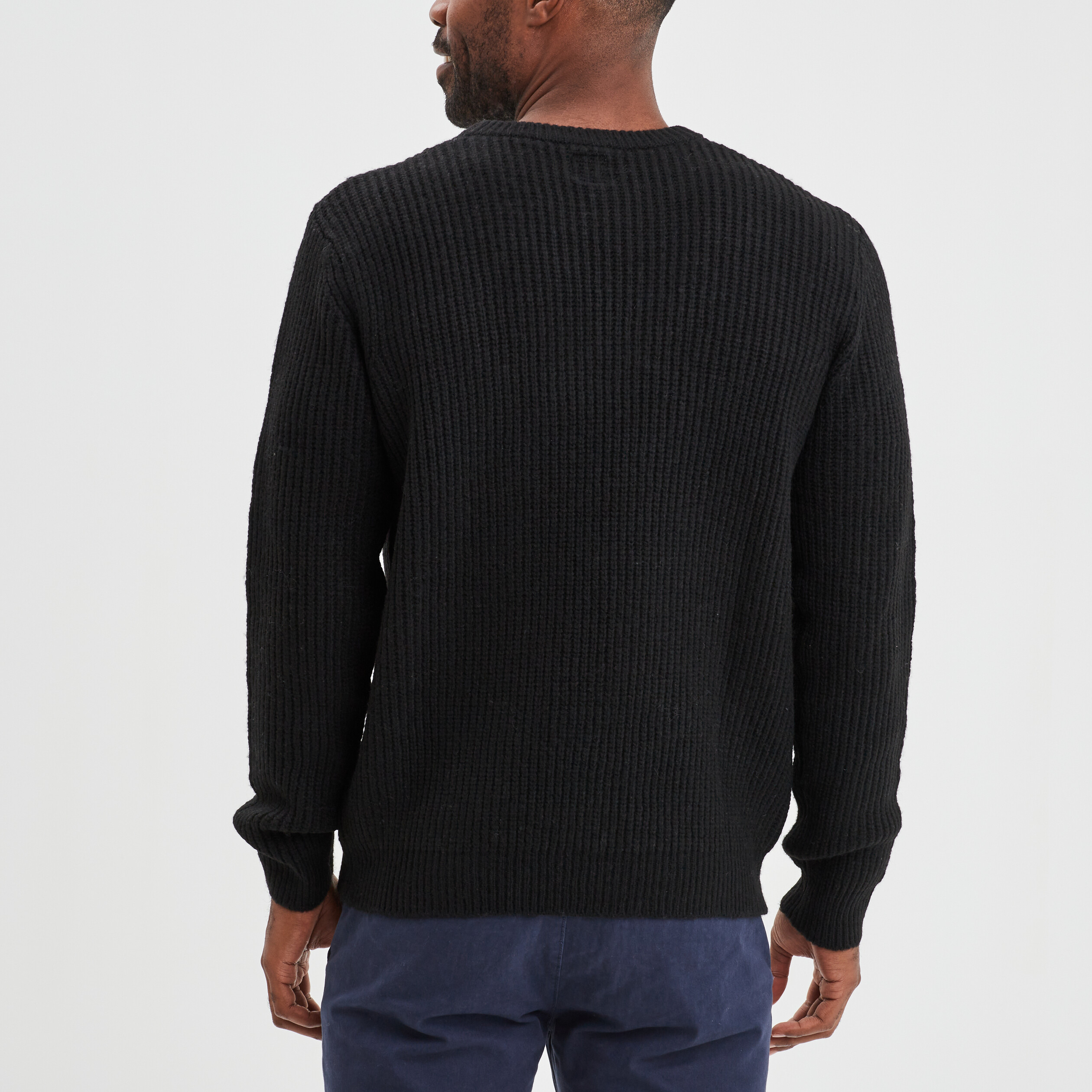 Pull col rond à manches longues noir homme