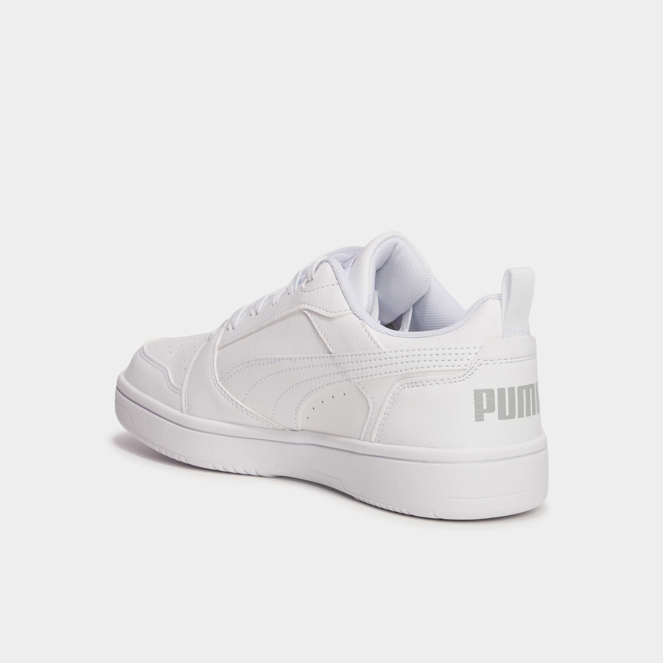 tennis basses a lacets puma v6 blanc fille Tennis basses à lacets Puma V6 blanc fille