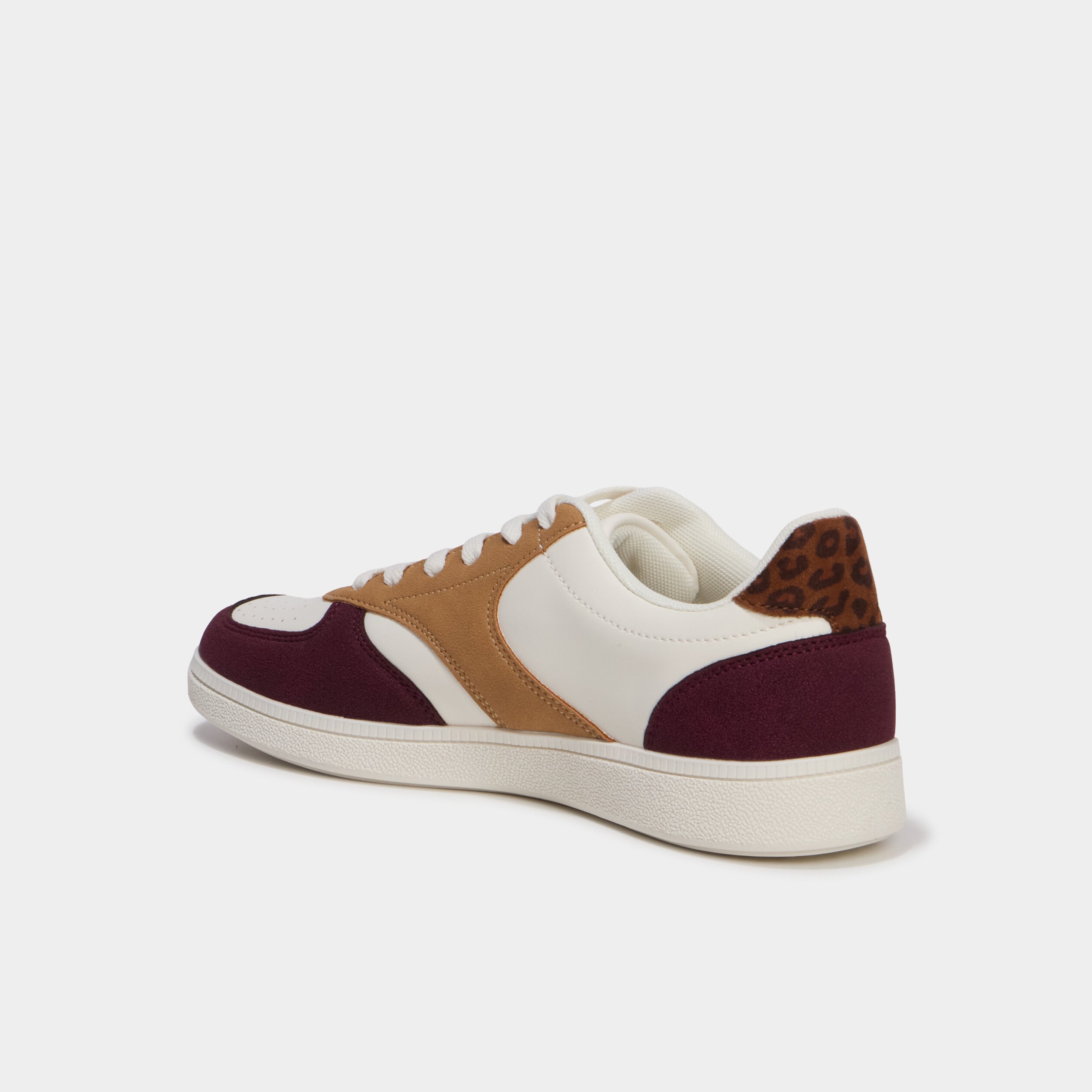 Baskets basses &agrave; lacets bordeaux femme