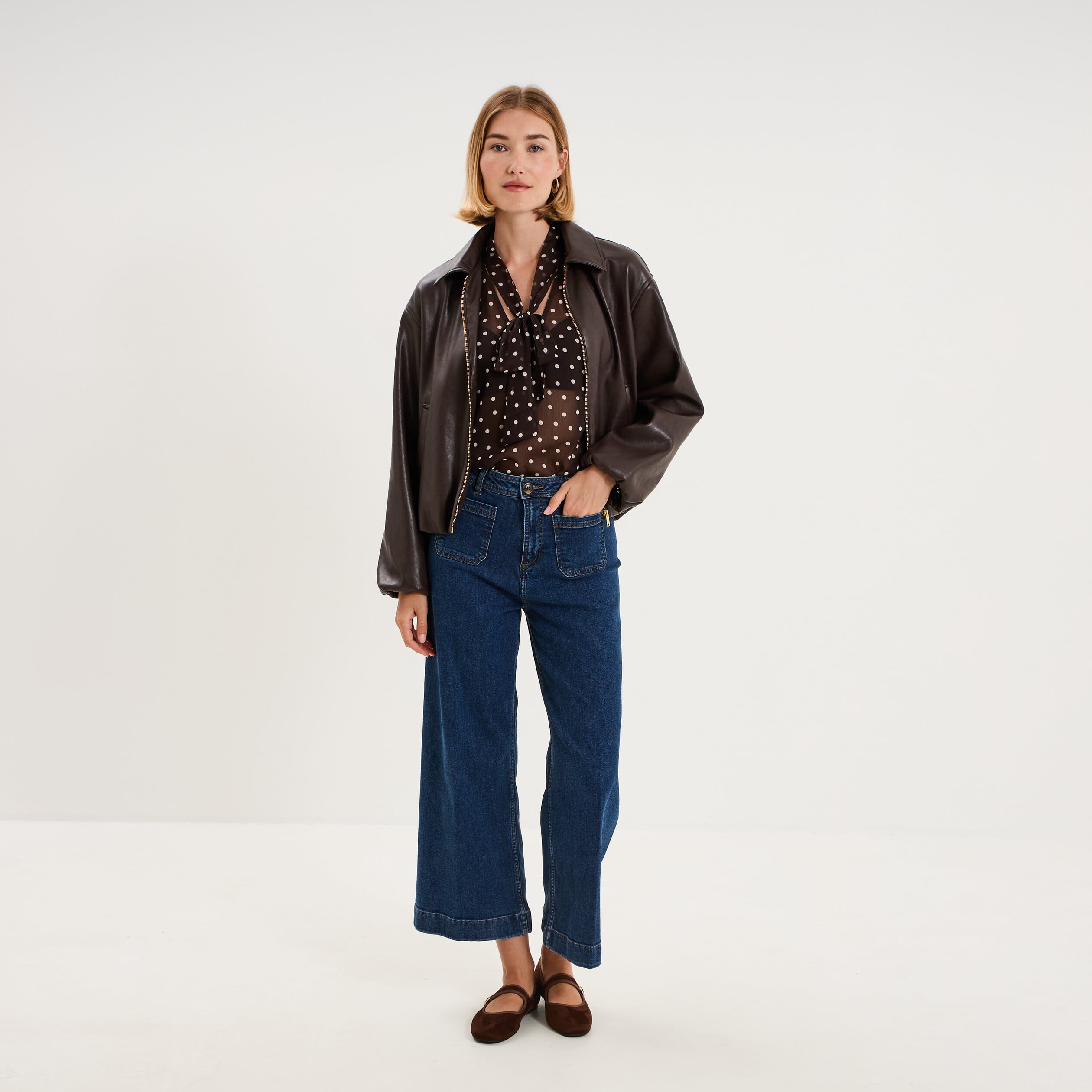 Chemisier transparent col lavalli&egrave;re marron chocolat femme