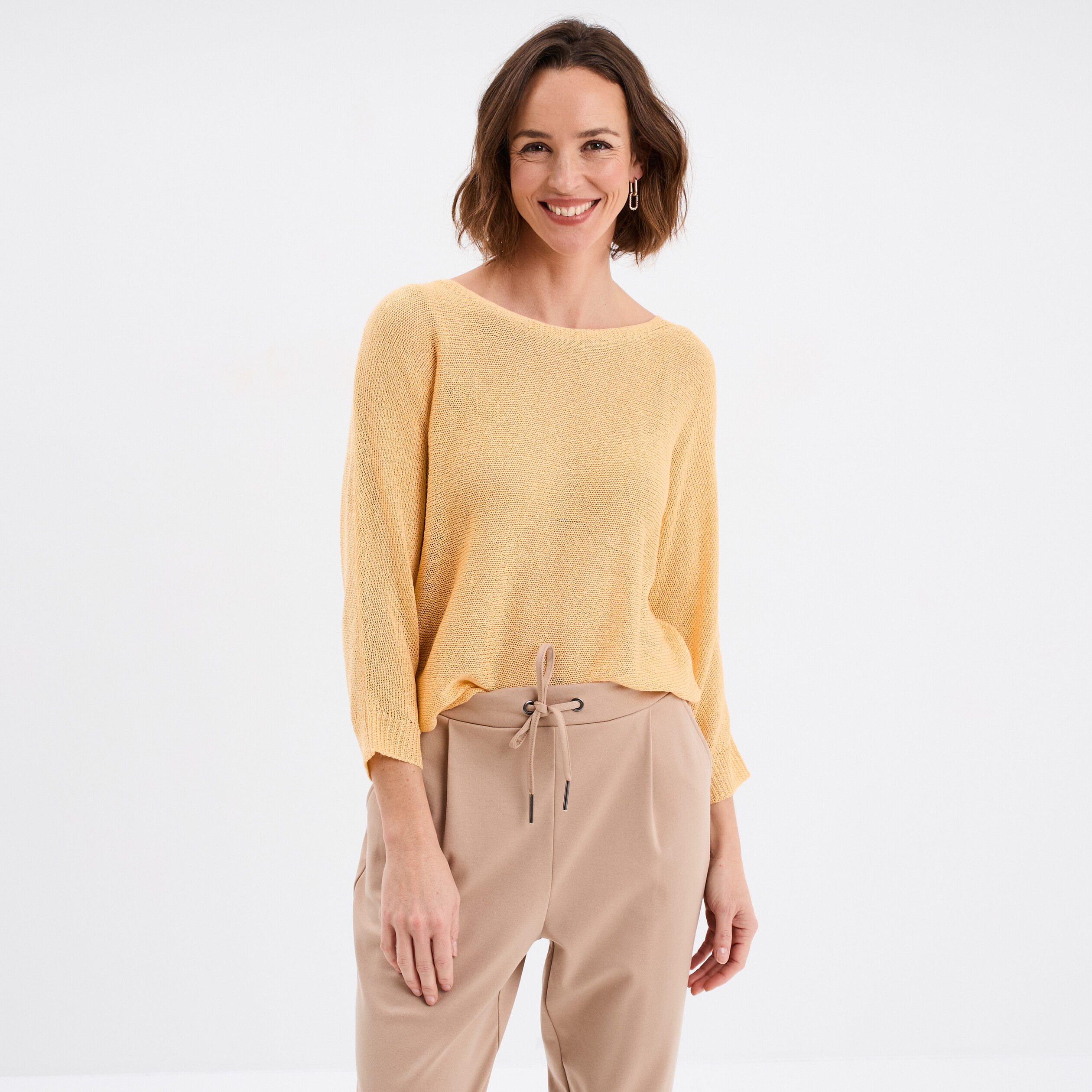Pull droit col rond manches longues jaune clair femme