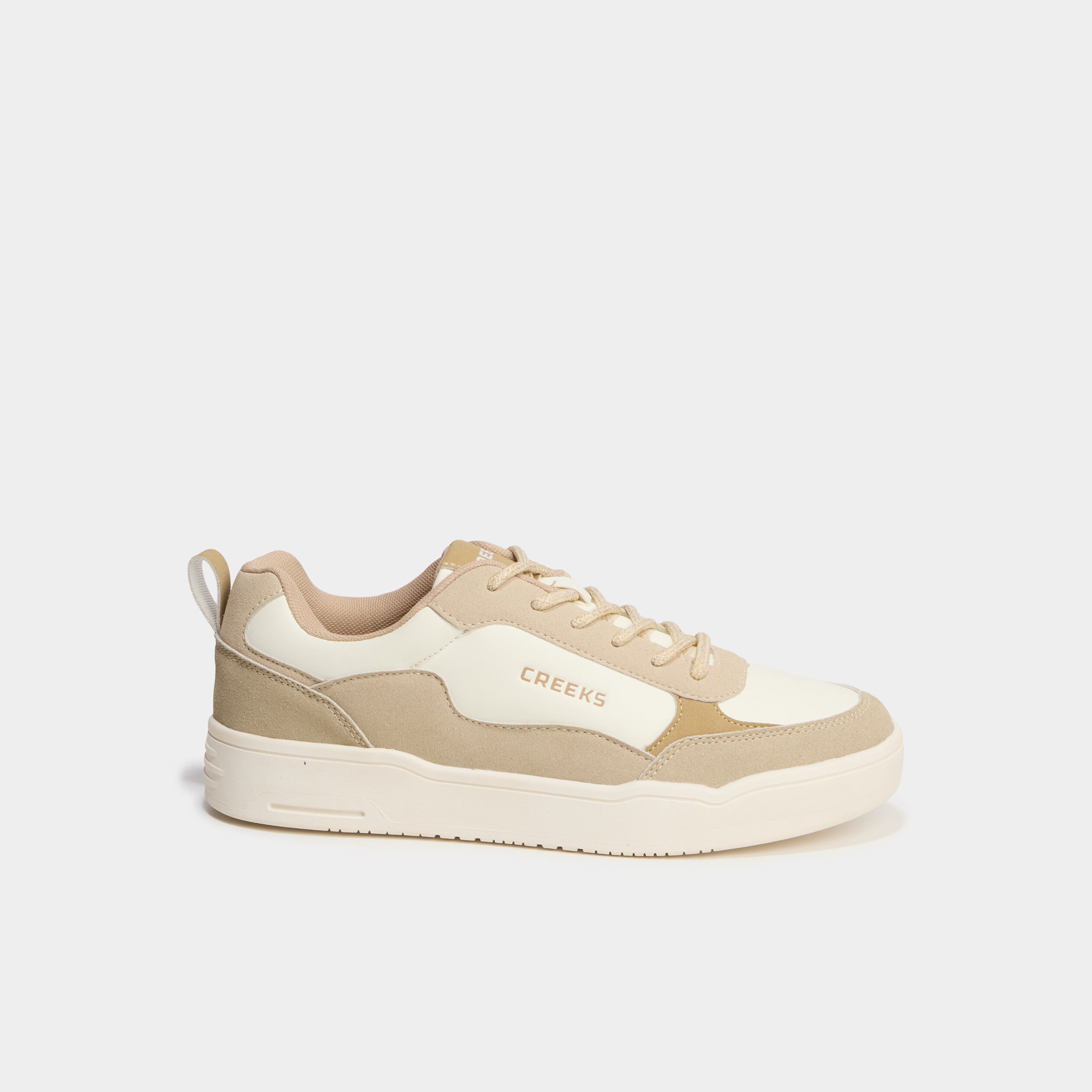 Baskets &agrave; lacets sable femme