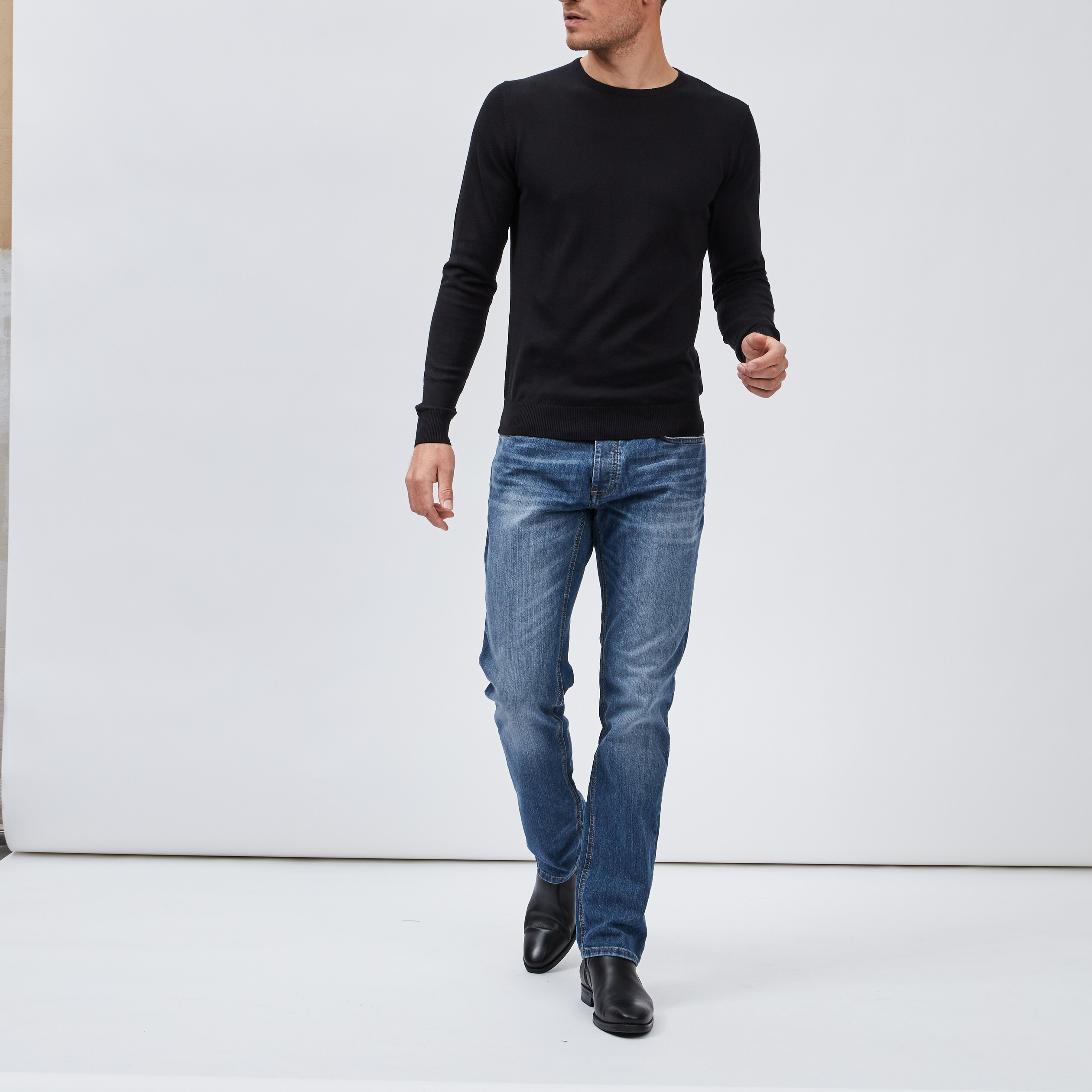 Pull droit col rond coton m&eacute;lang&eacute; noir homme