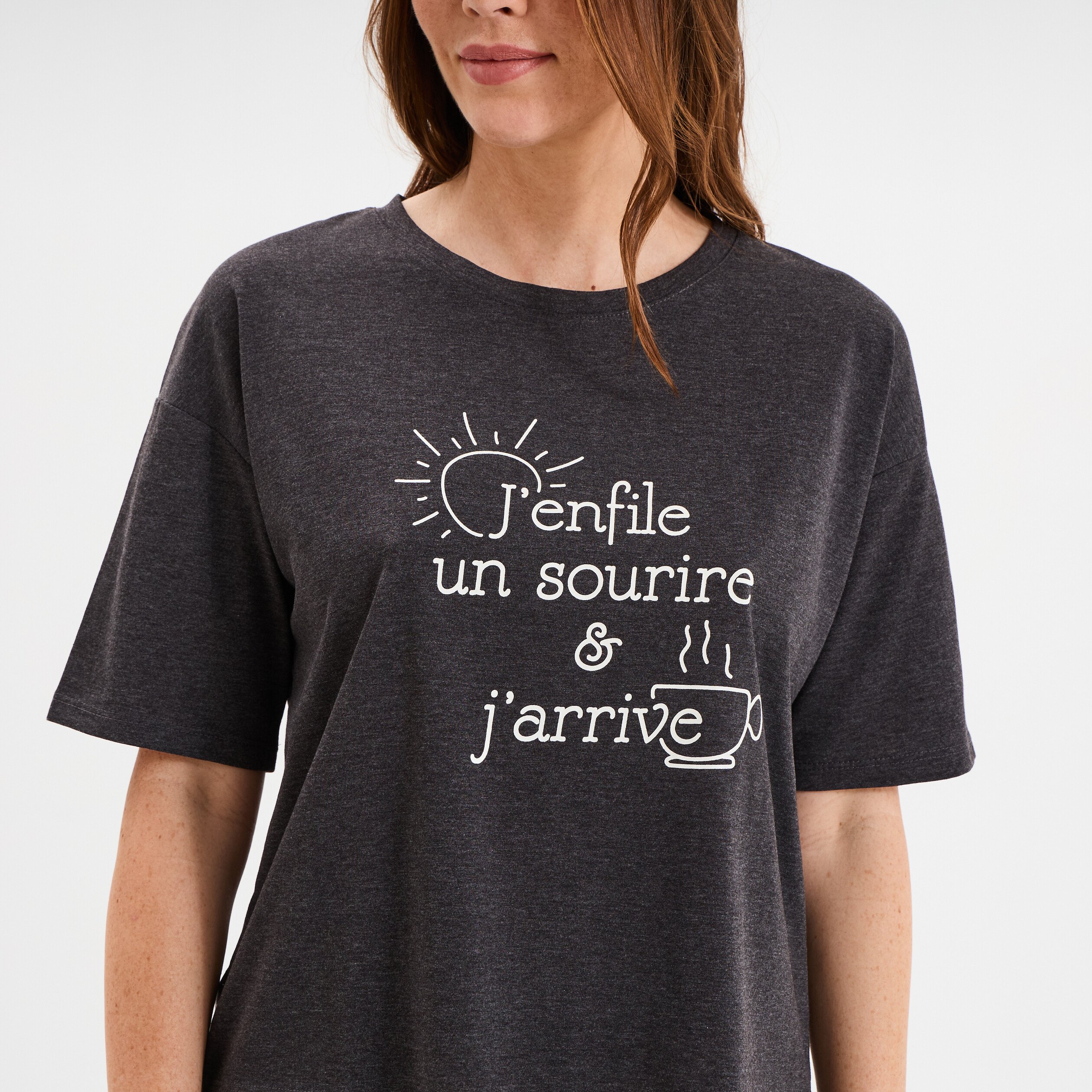ensemble pyjama pantalon et t shirt gris fonce femme Ensemble pyjama pantalon et t-shirt gris foncé femme