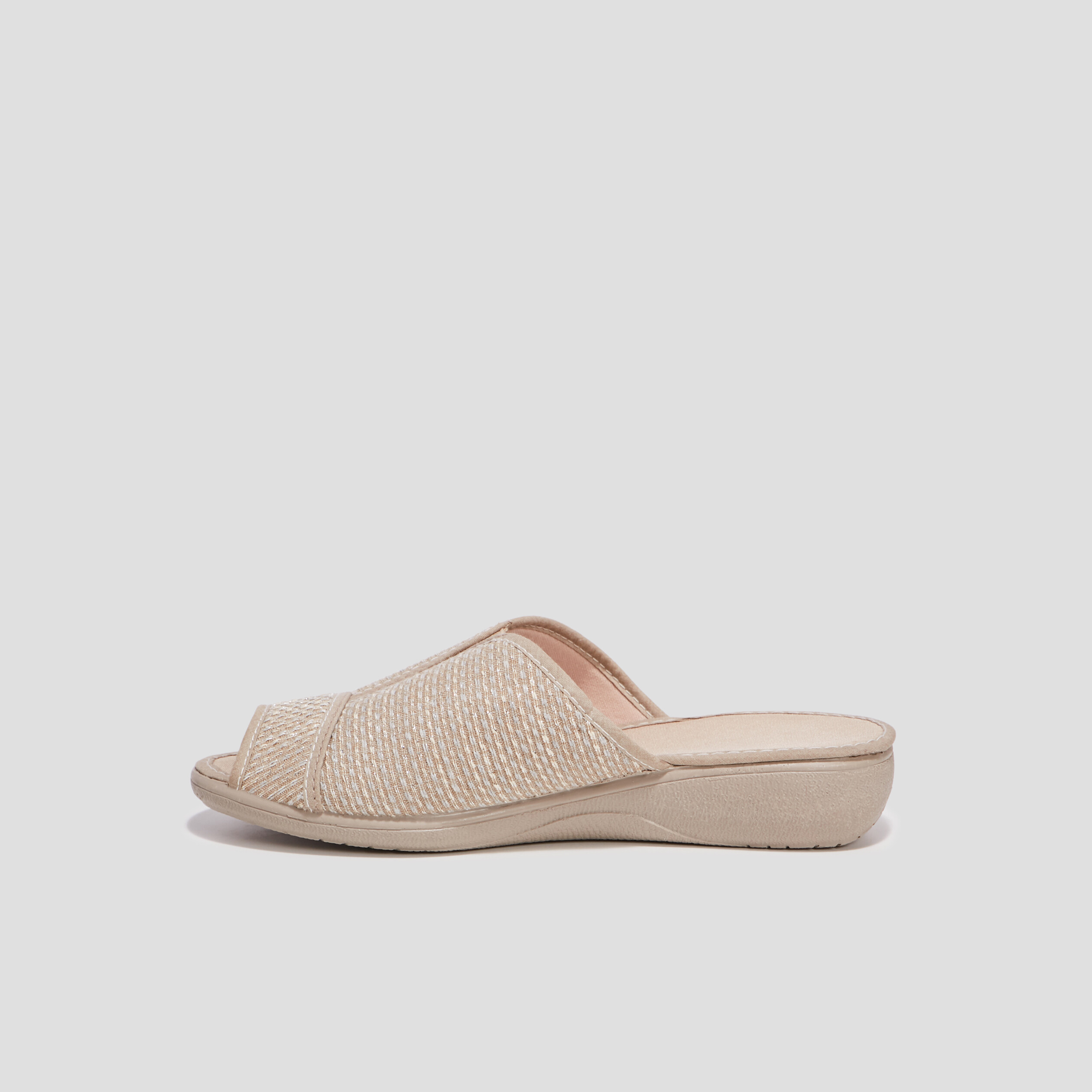 chaussons sabots irises beige femme Chaussons sabots irisés beige femme