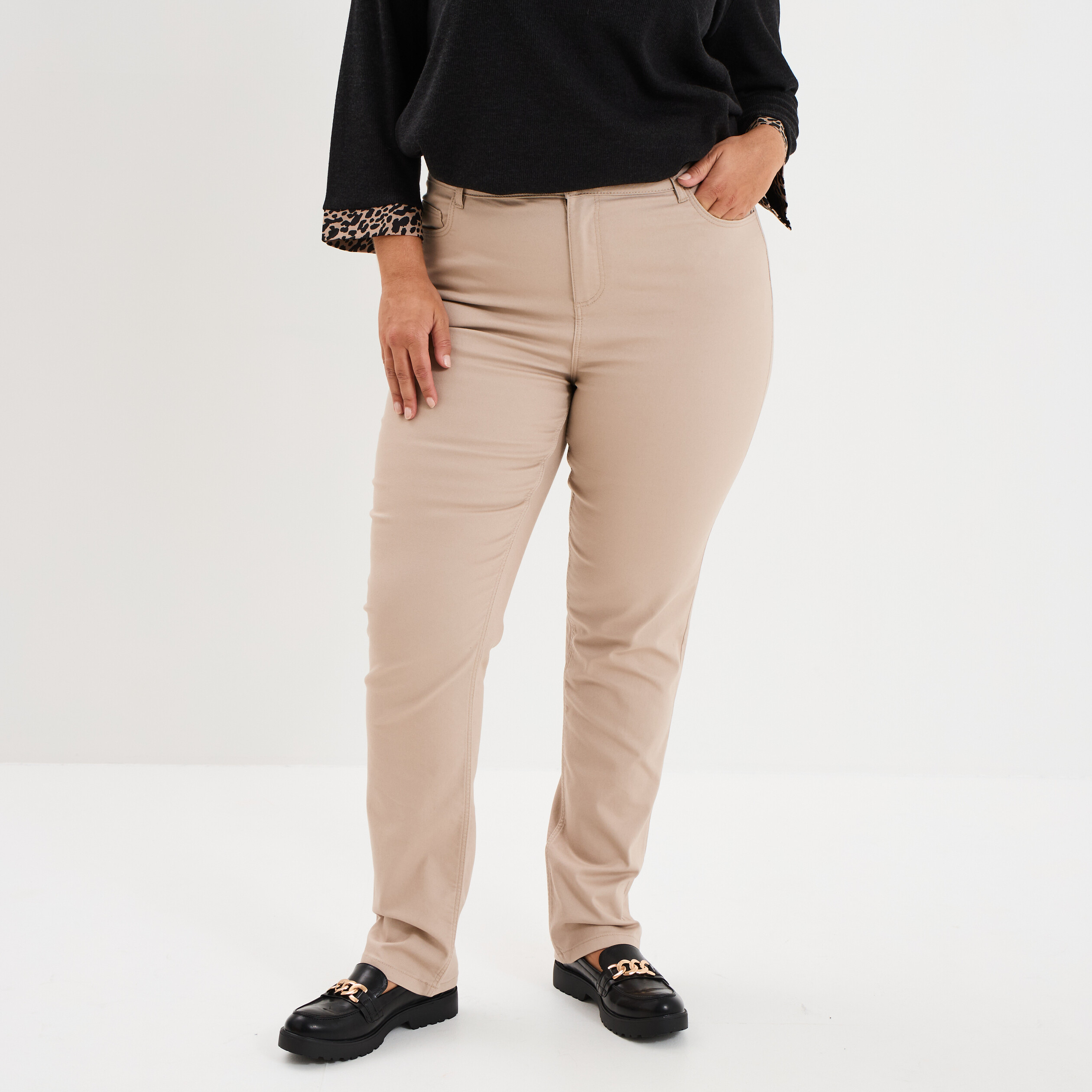 pantalon straight taille haute modavista sable femmegt Pantalon straight taille haute Modavista sable femme grande taille