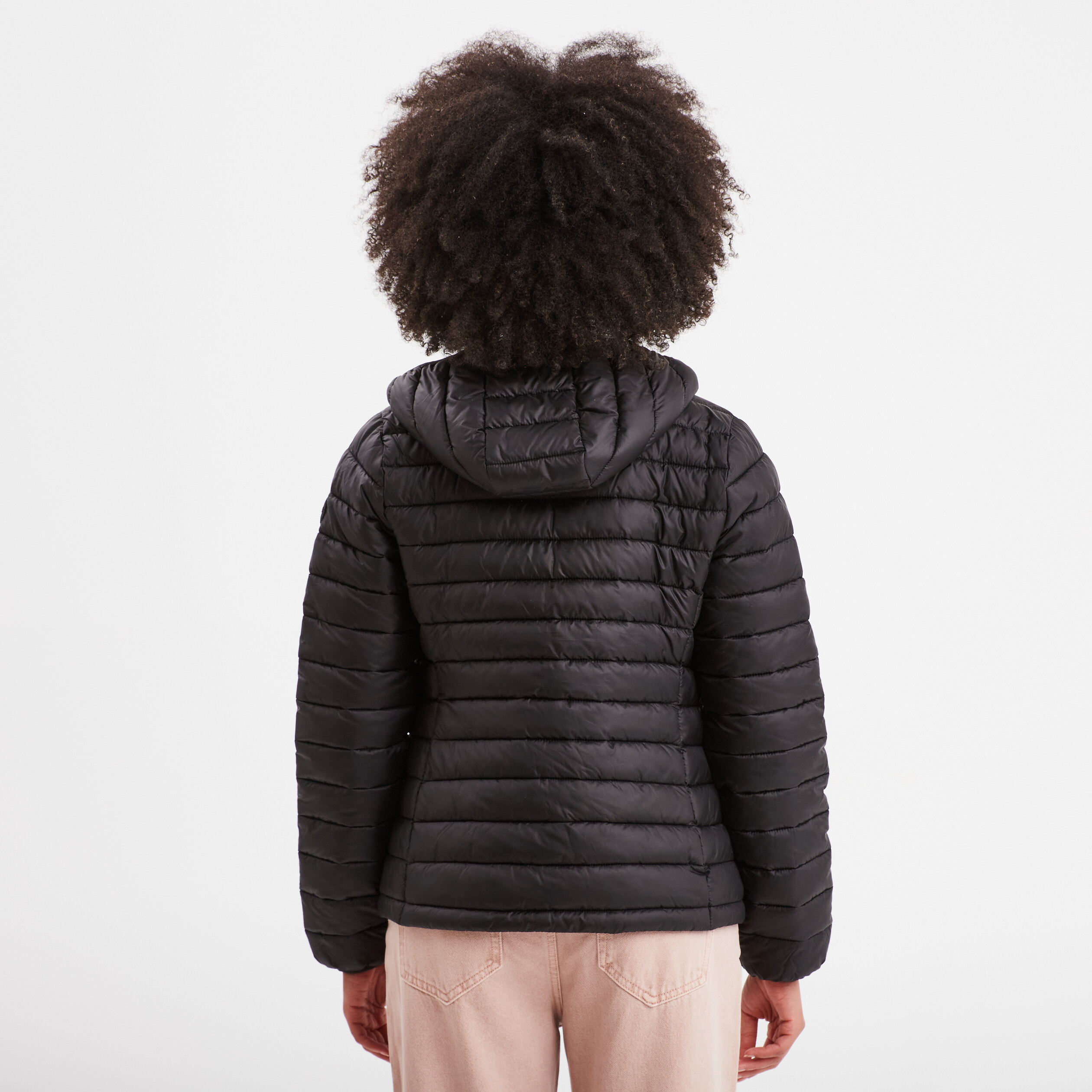 doudoune legere deperlante a capuche noir femme Doudoune légère déperlante à capuche noir femme