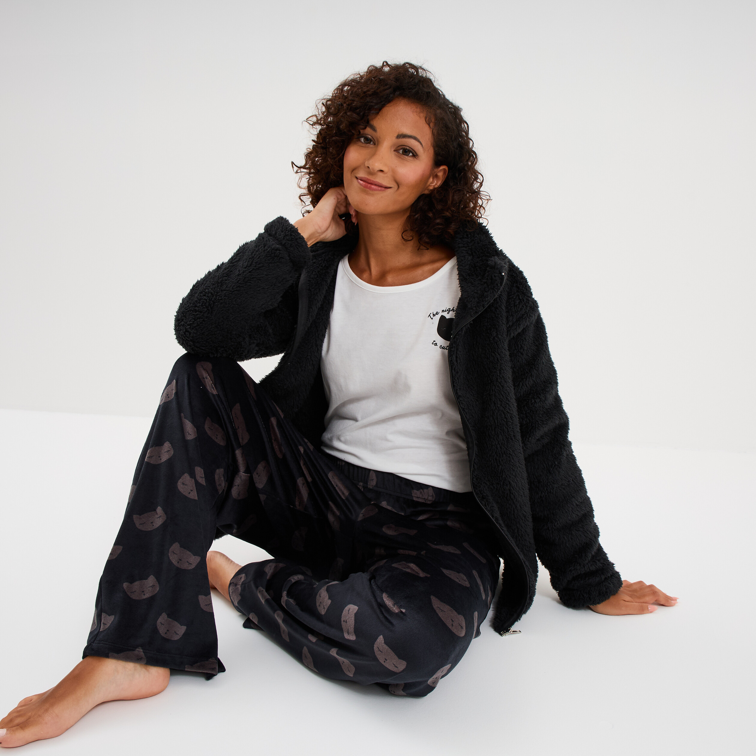 Ensemble pyjama pièces effet polaire noir femme La Halle