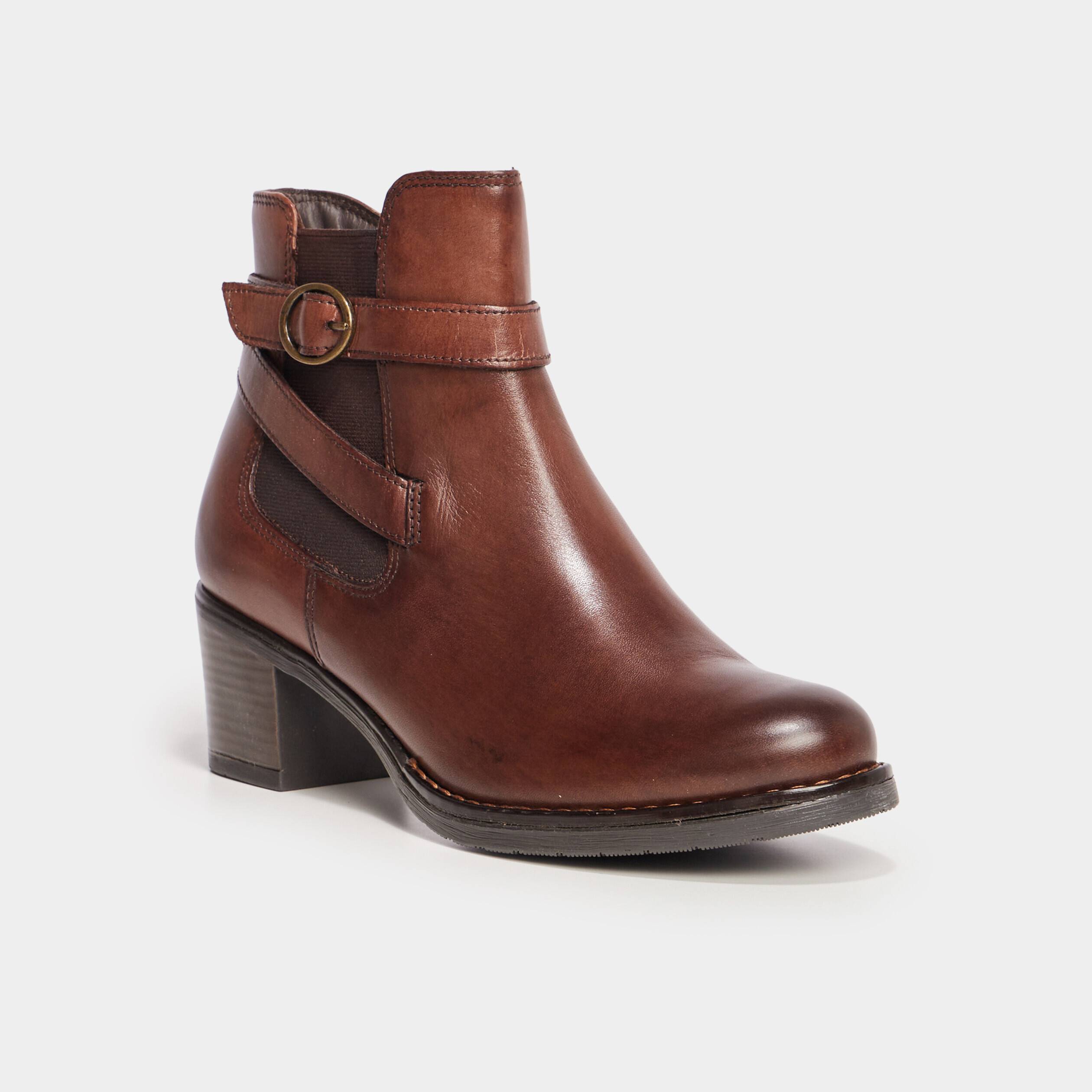 Bottines avec boucles en cuir marron femme