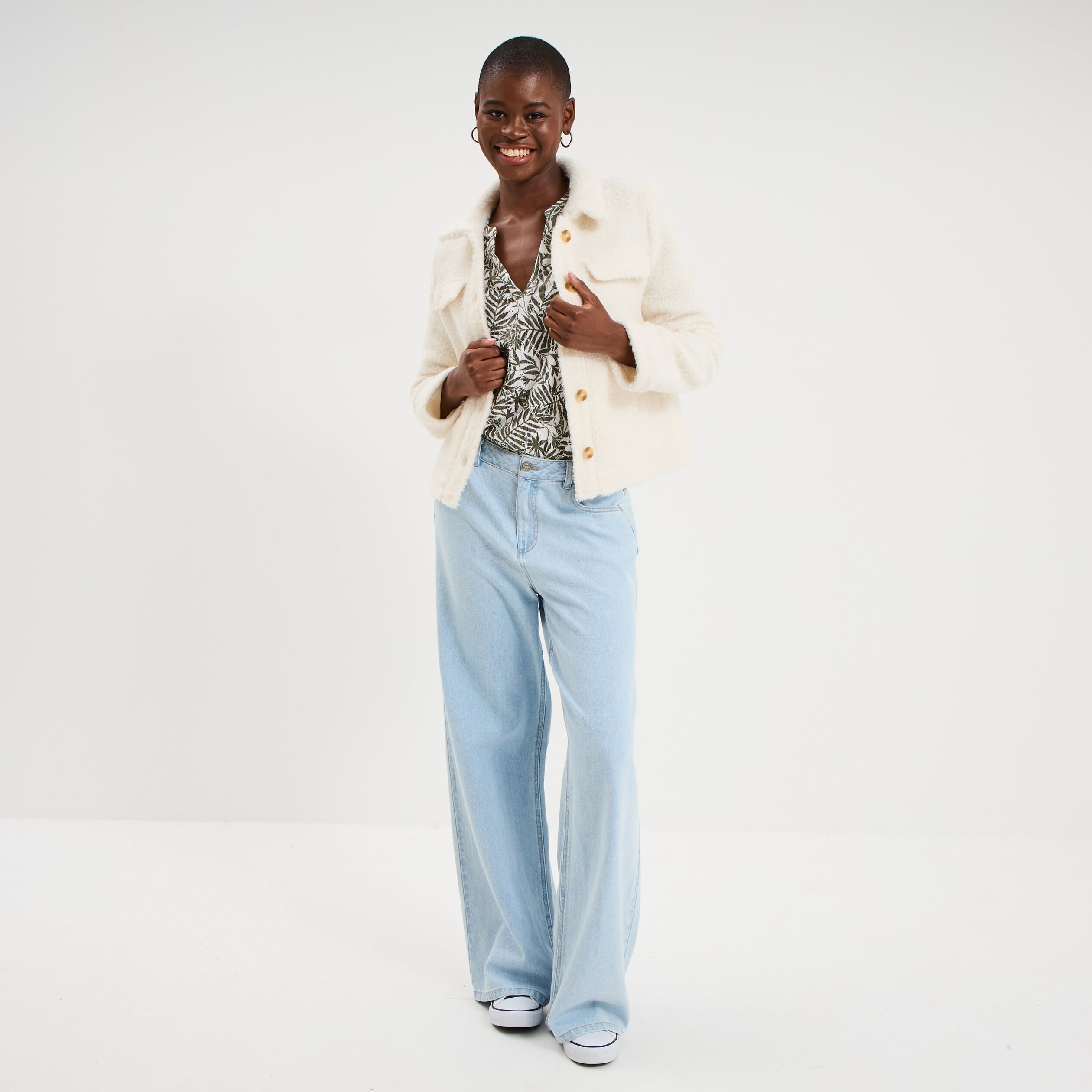 Blouse ajour&eacute;e manches 3/4 col en V ecru femme