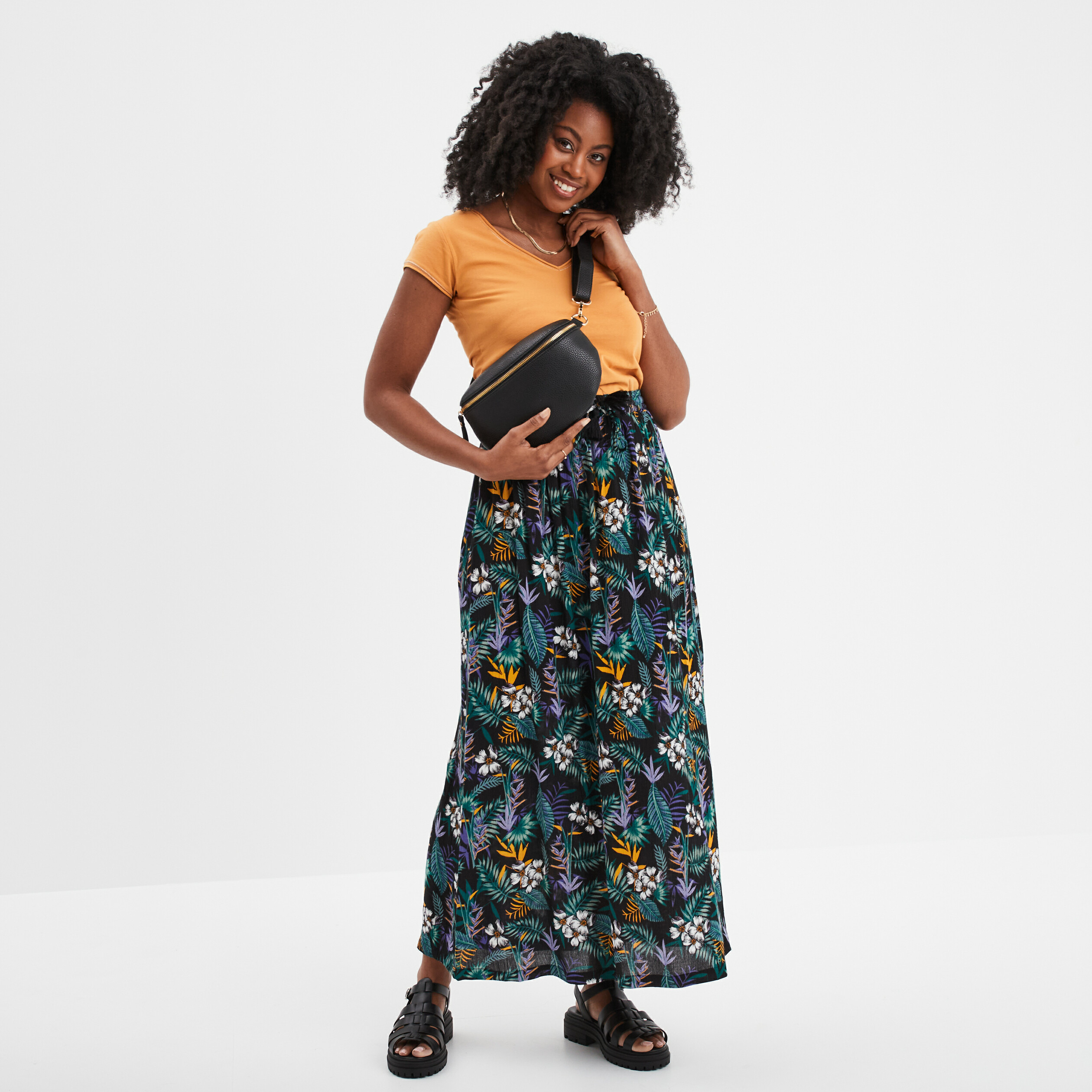 jupe longue fluide crepon noir femme Jupe longue fluide crépon noir femme