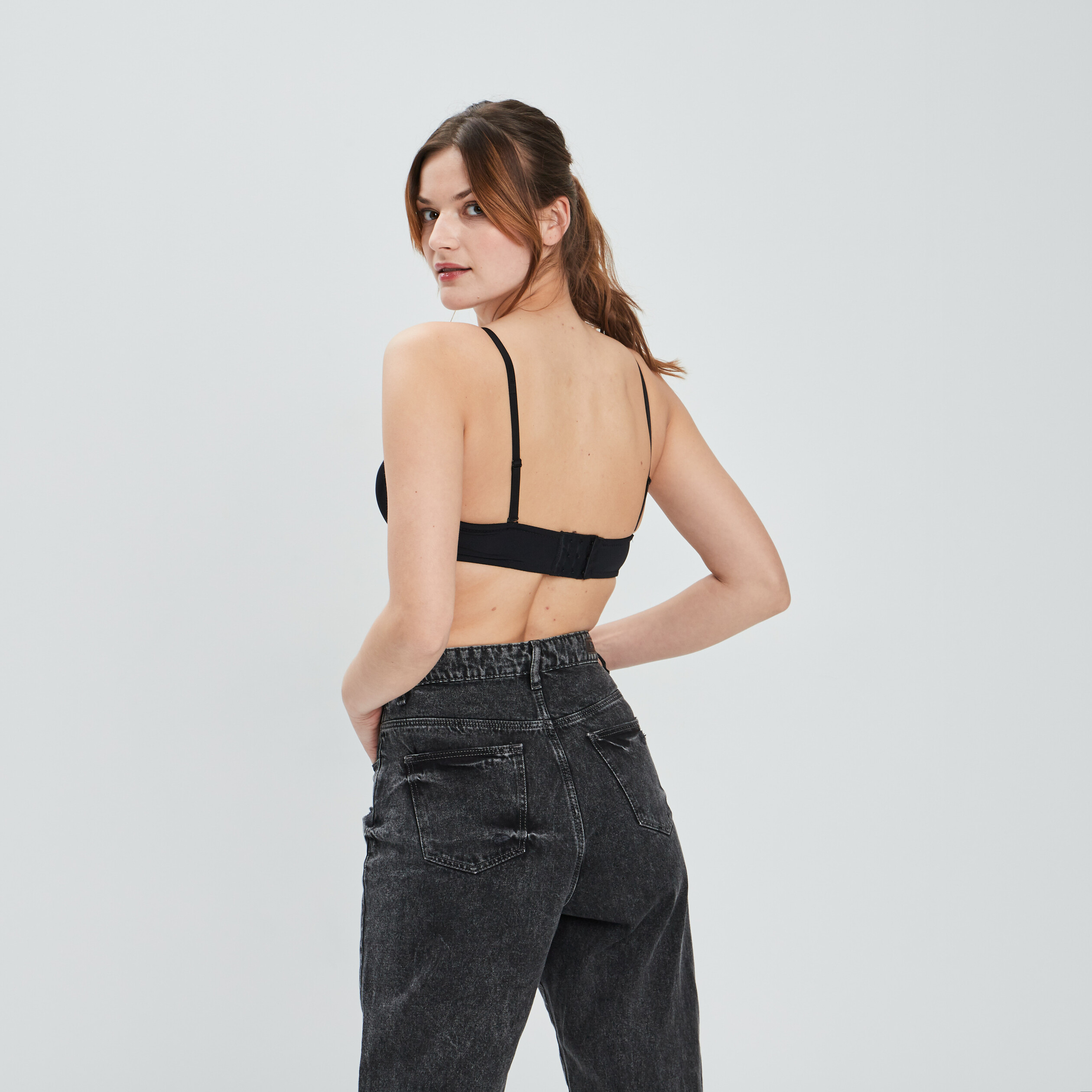 Soutien-gorge balconnet microfibre noir femme