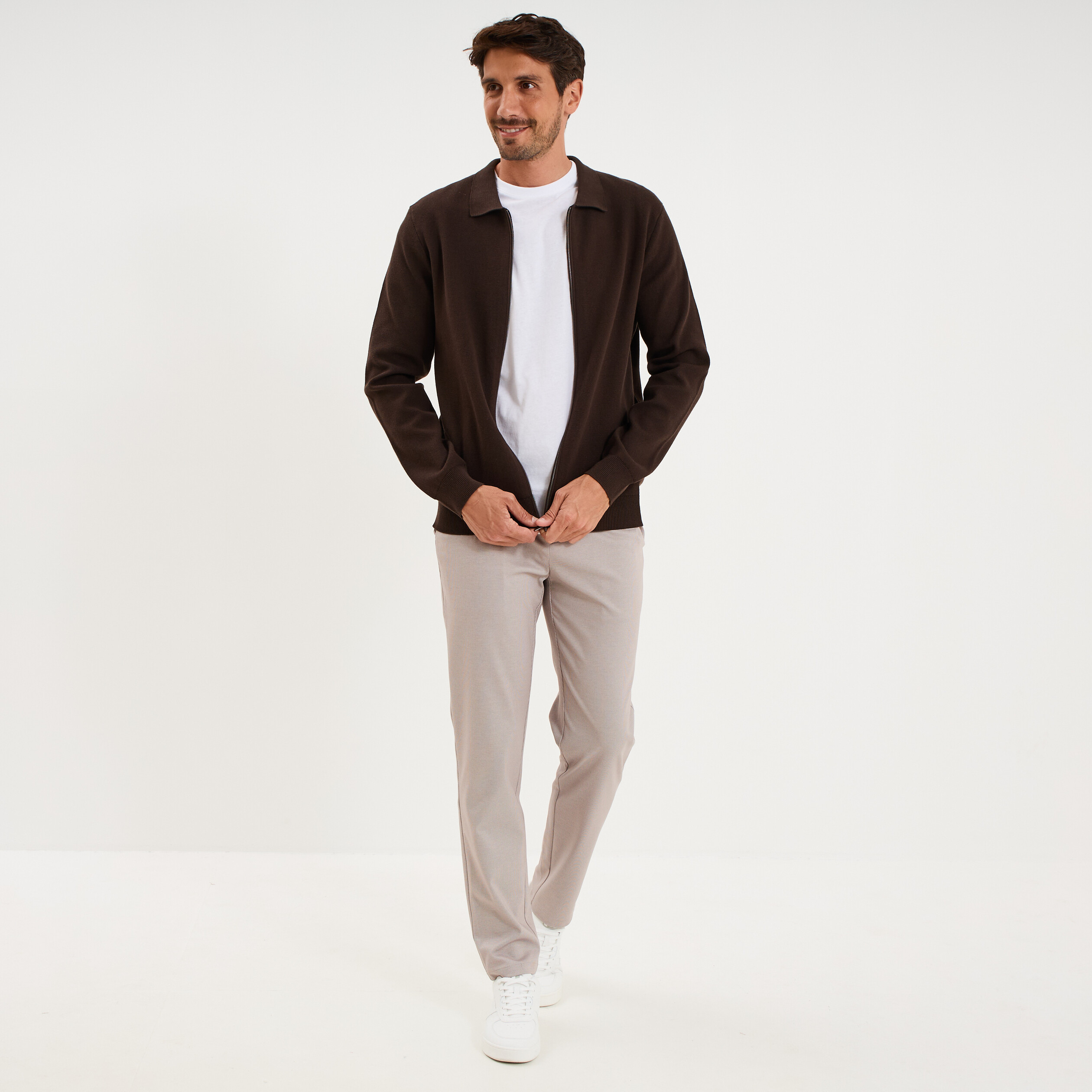 Gilet zipp&eacute; en maille manches longues marron fonc&eacute; homme